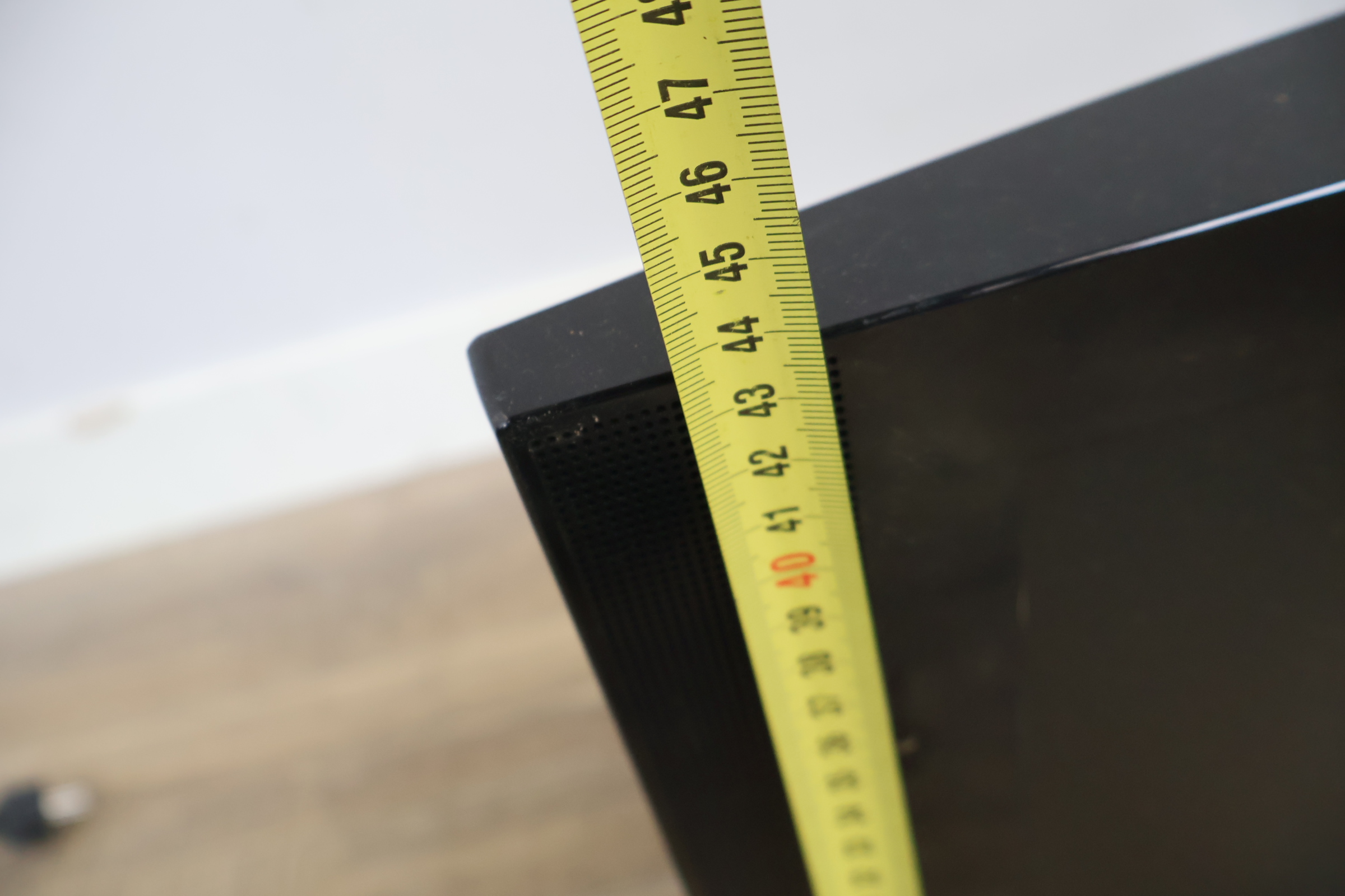 Samsung LCD TV 22'inch' – foto 18 – kavel bij GSD Auctions, Zoeterwoude