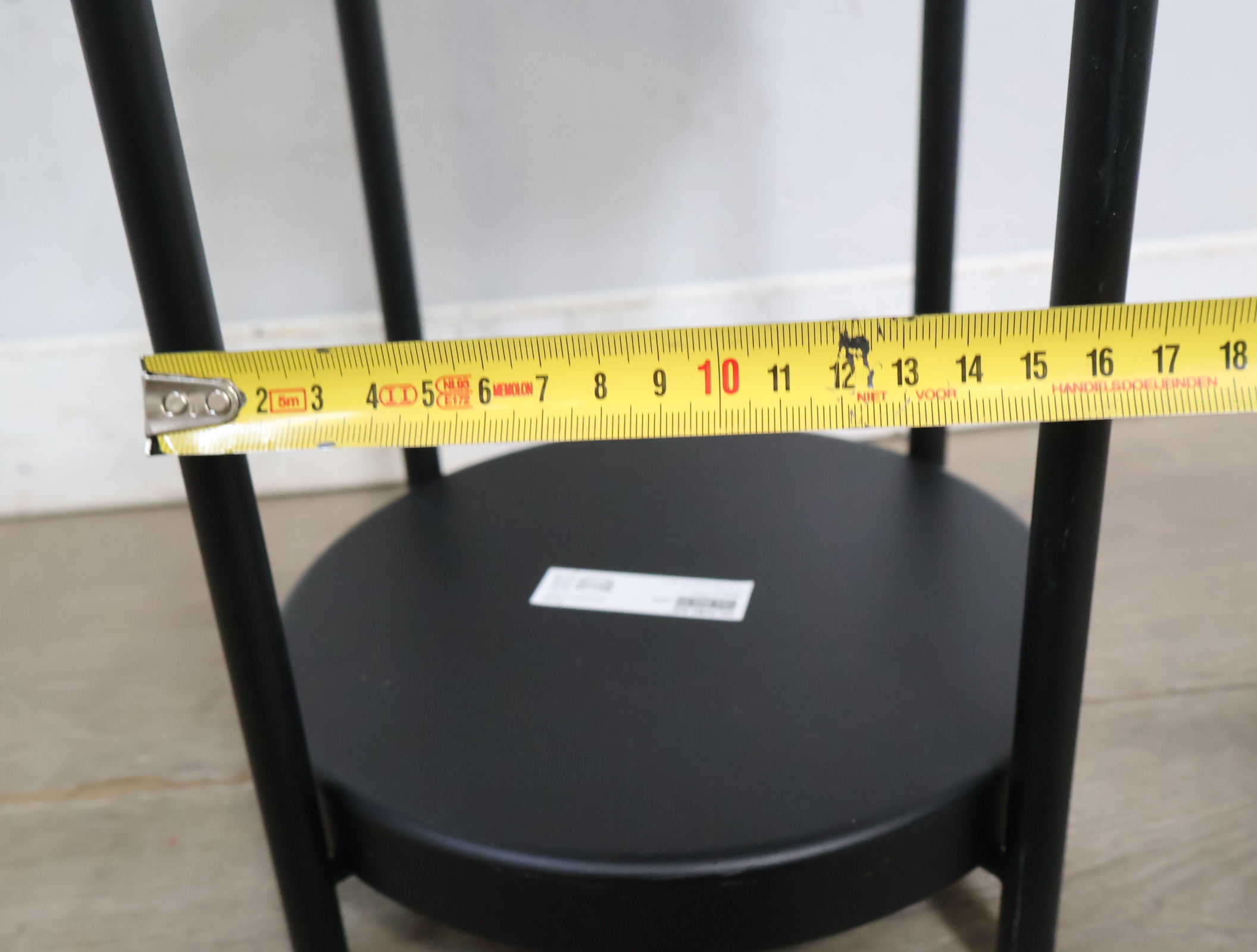 Set van twee zwarte ronde Plantentafels, Zuilen' – foto 14 – kavel bij GSD Auctions, Zoeterwoude