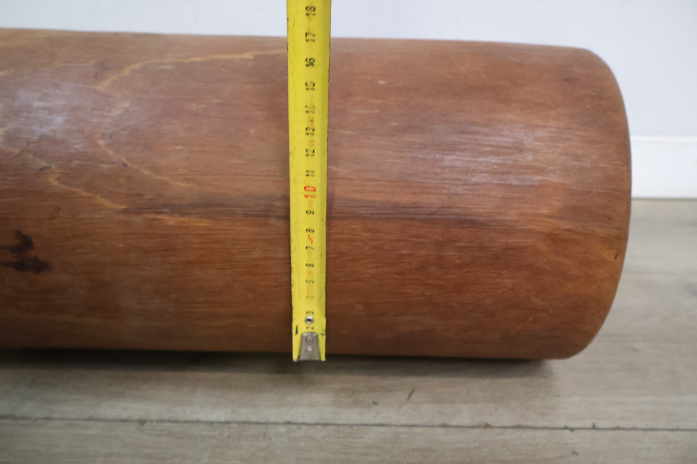 Houten Vaas/Bak met snijwerk' – foto 15 – kavel bij GSD Auctions, Zoeterwoude