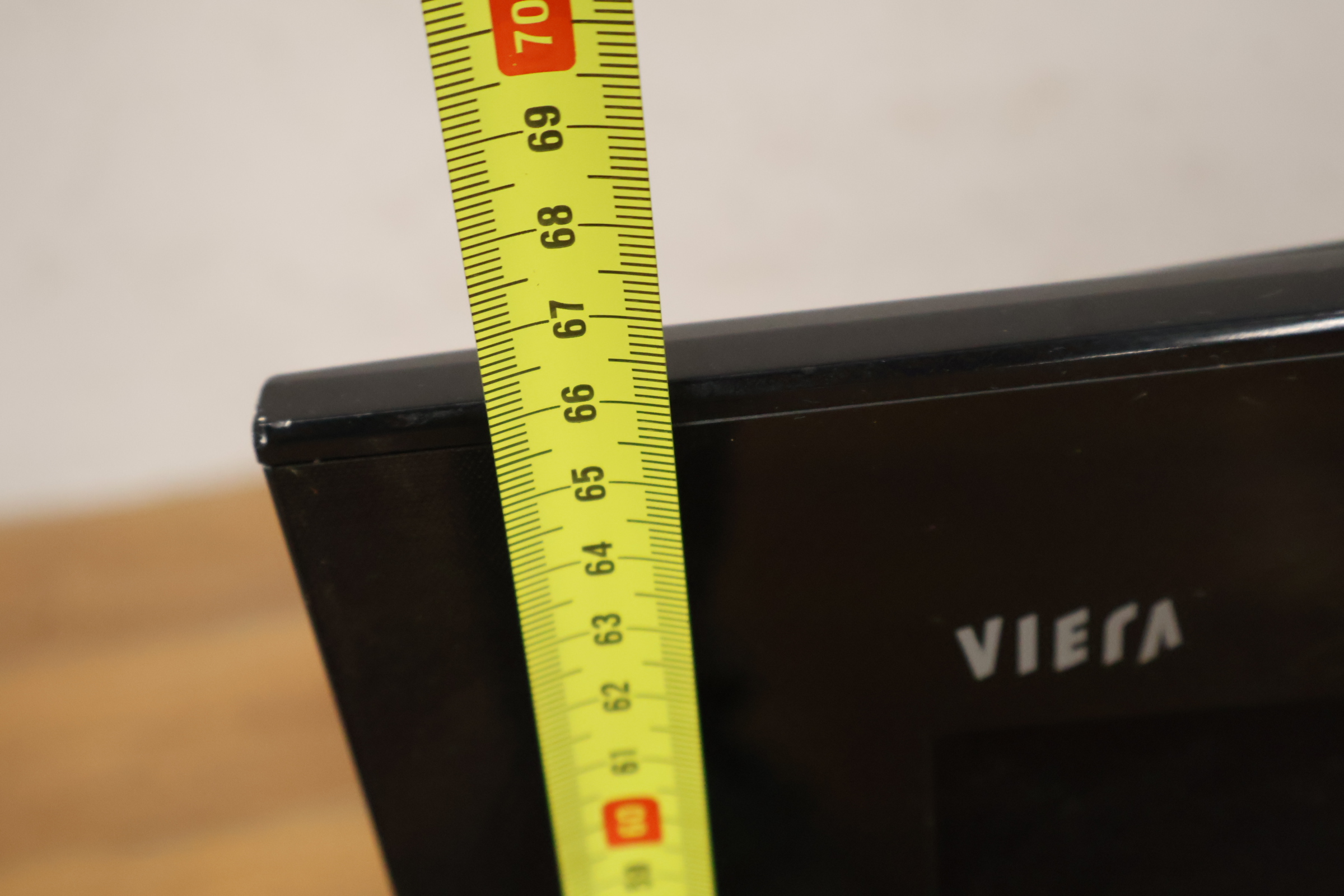 Panasonic Viera televisie met afstandsbediening - 37'inch' – foto 23 – kavel bij GSD Auctions, Zoeterwoude