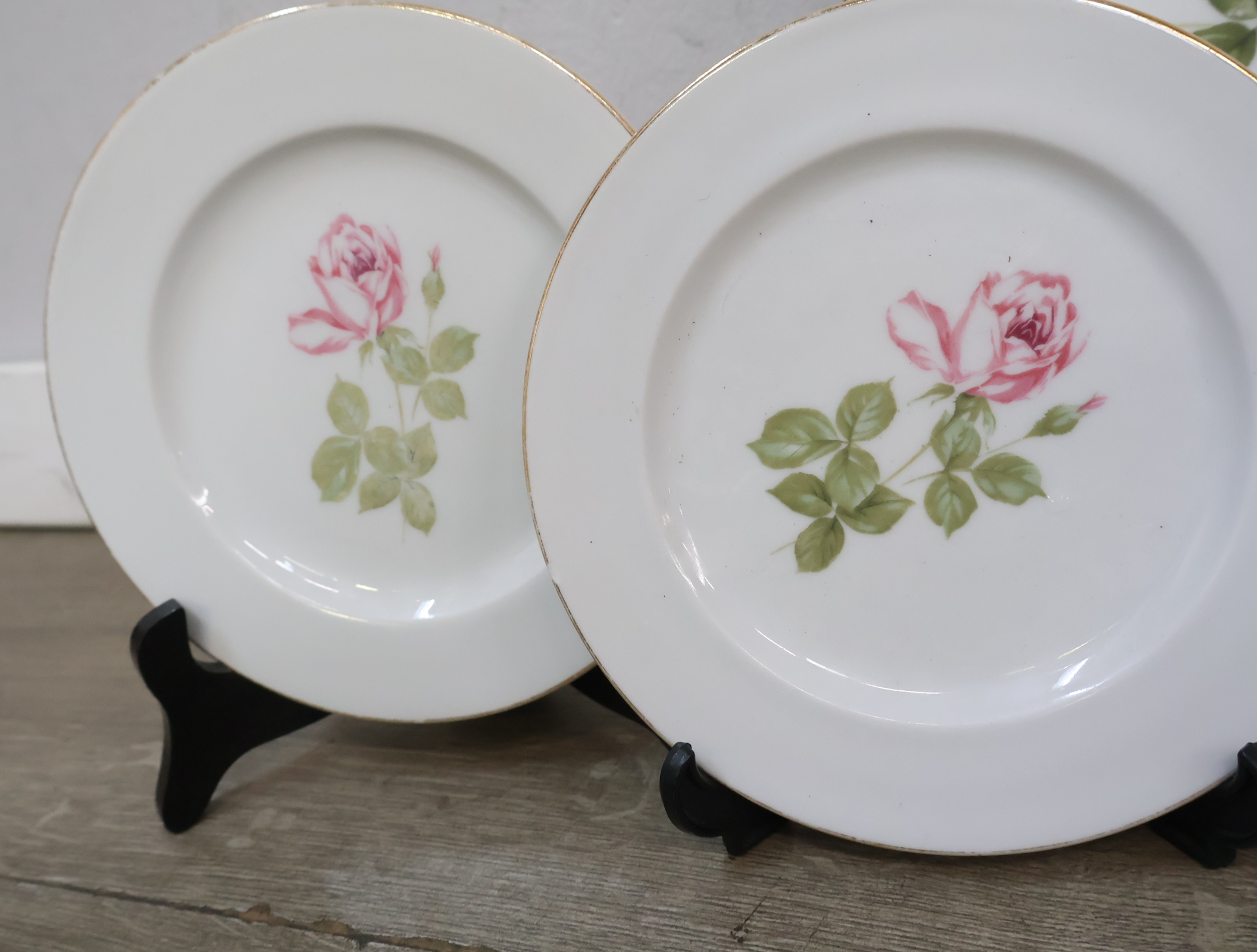 Serviesset met rozenmotief' – foto 16 – kavel bij GSD Auctions, Zoeterwoude