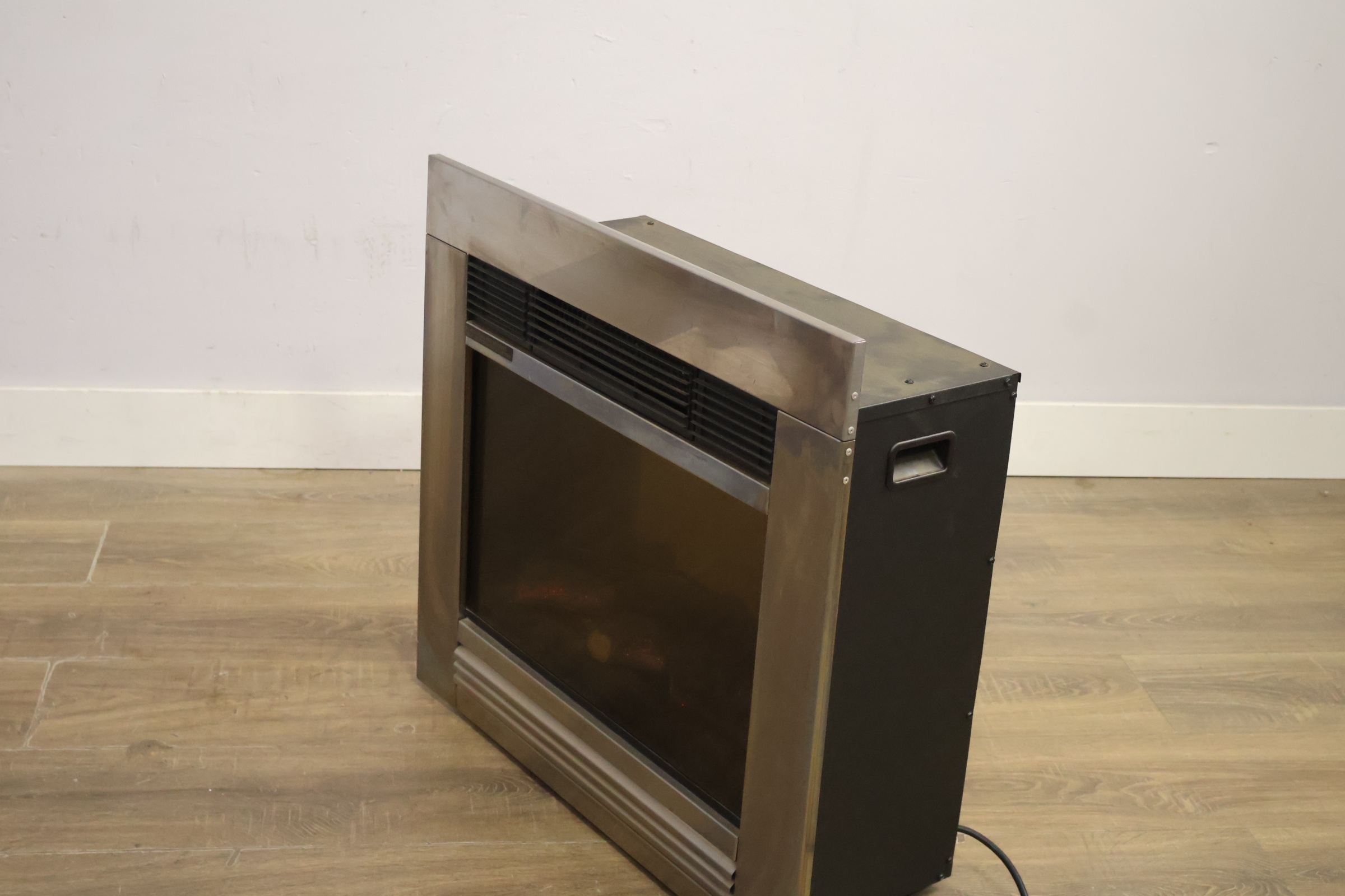 Classic Fire elektrische inbouw sfeerhaard – foto 10 – kavel bij GSD Auctions, Zoeterwoude