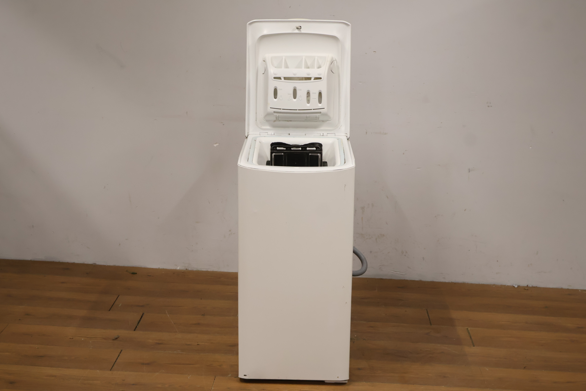 Siemens bovenlader wasmachine – foto 13 – kavel bij GSD Auctions, Zoeterwoude