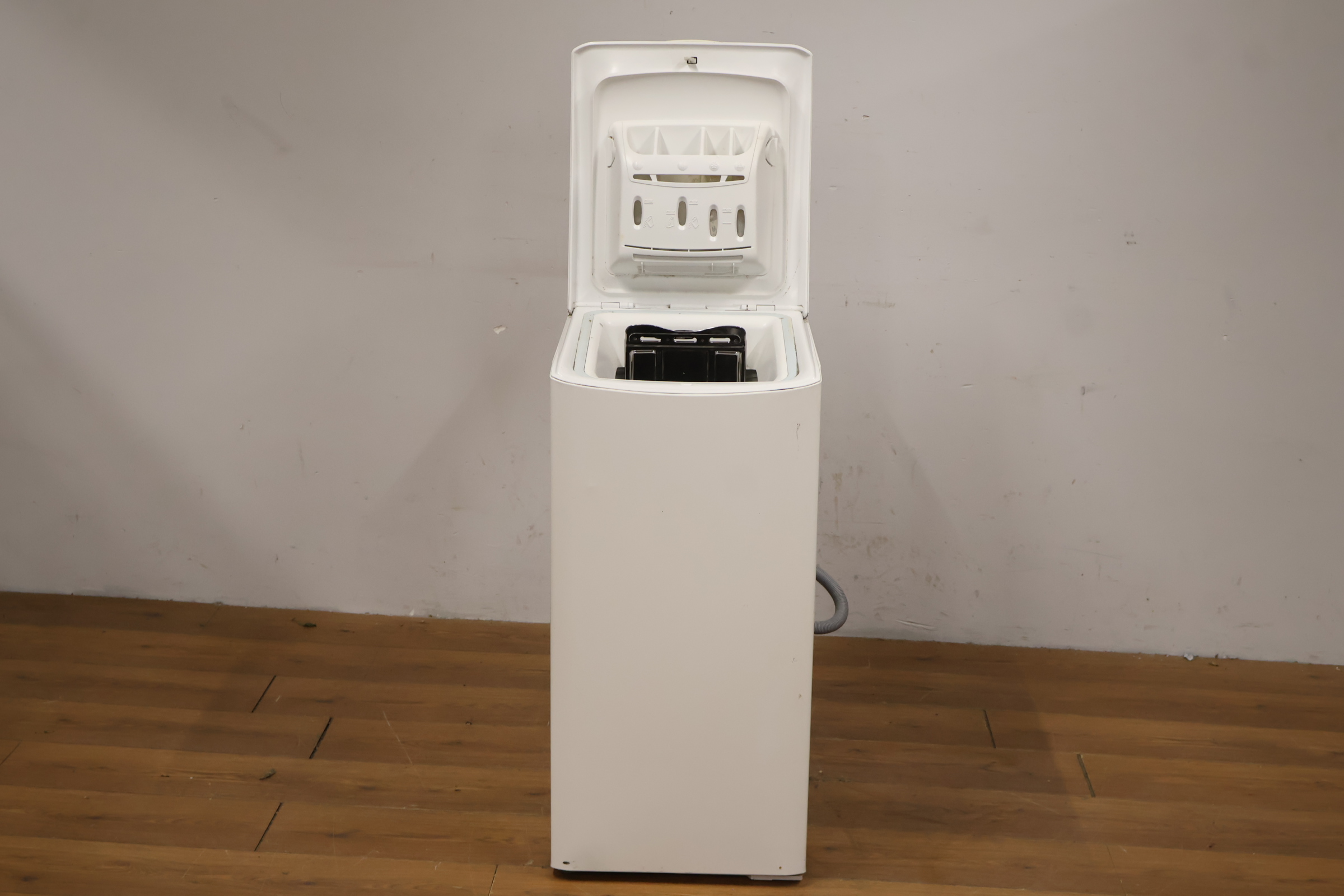 Siemens bovenlader wasmachine – foto 14 – kavel bij GSD Auctions, Zoeterwoude