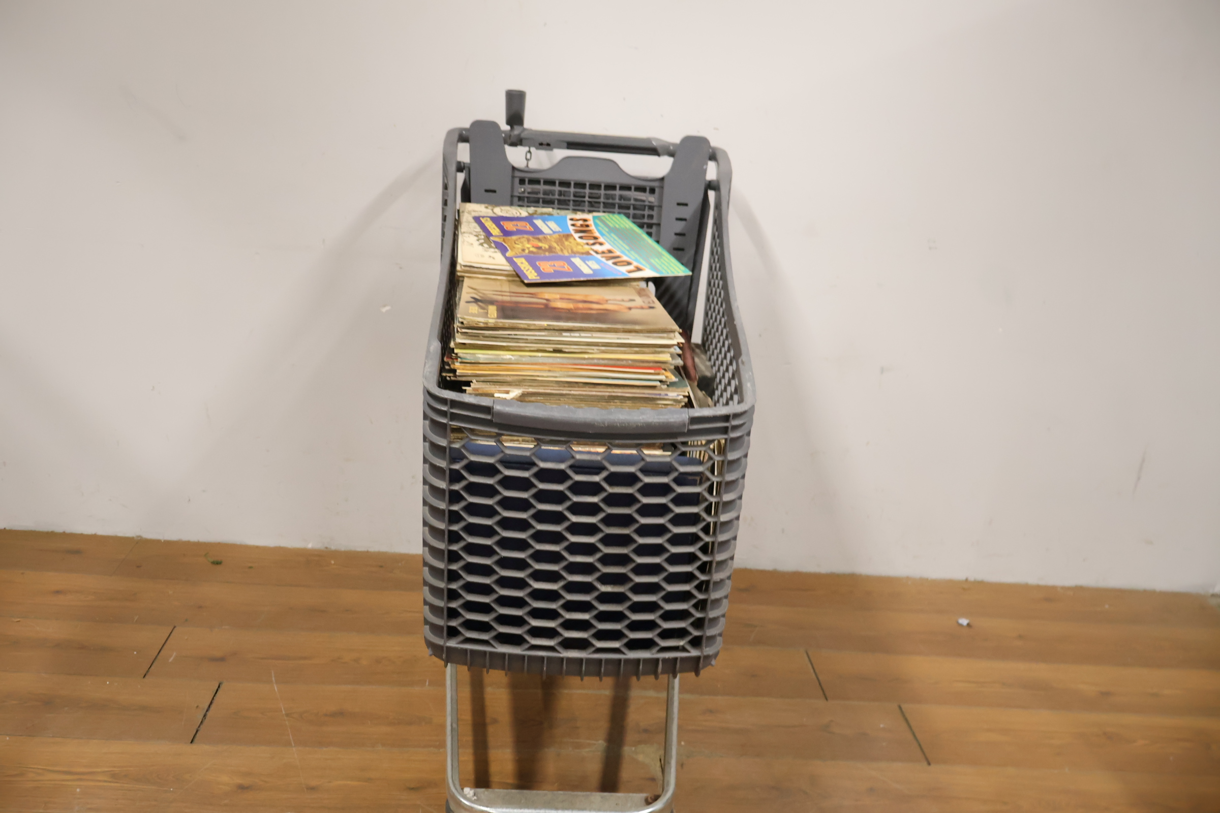 Winkelwagen vol met verschillende Lp's, Vinyl – foto 8 – kavel bij GSD Auctions, Zoeterwoude