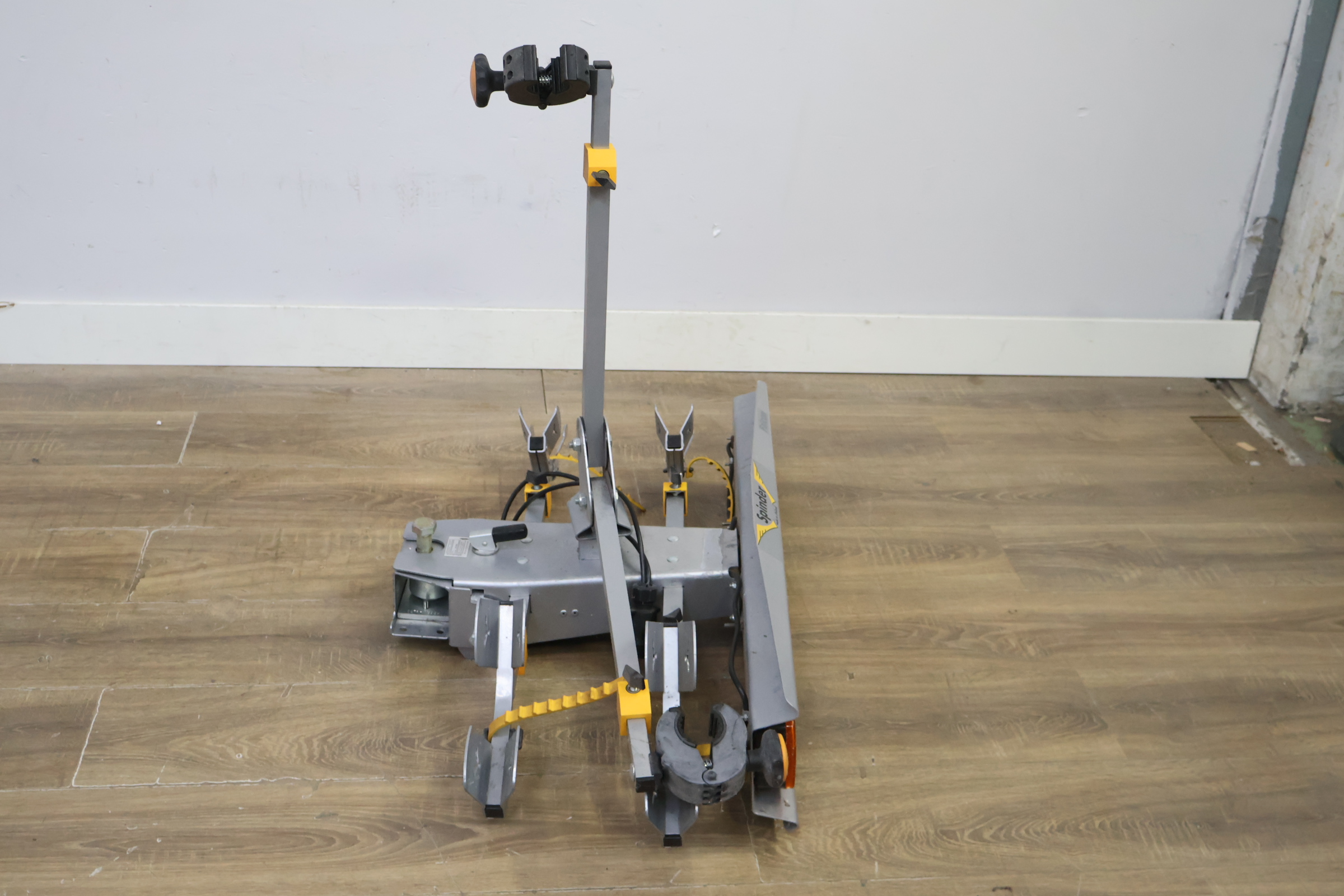 Spinder Falcon fietsendrager – foto 3 – kavel bij GSD Auctions, Zoeterwoude