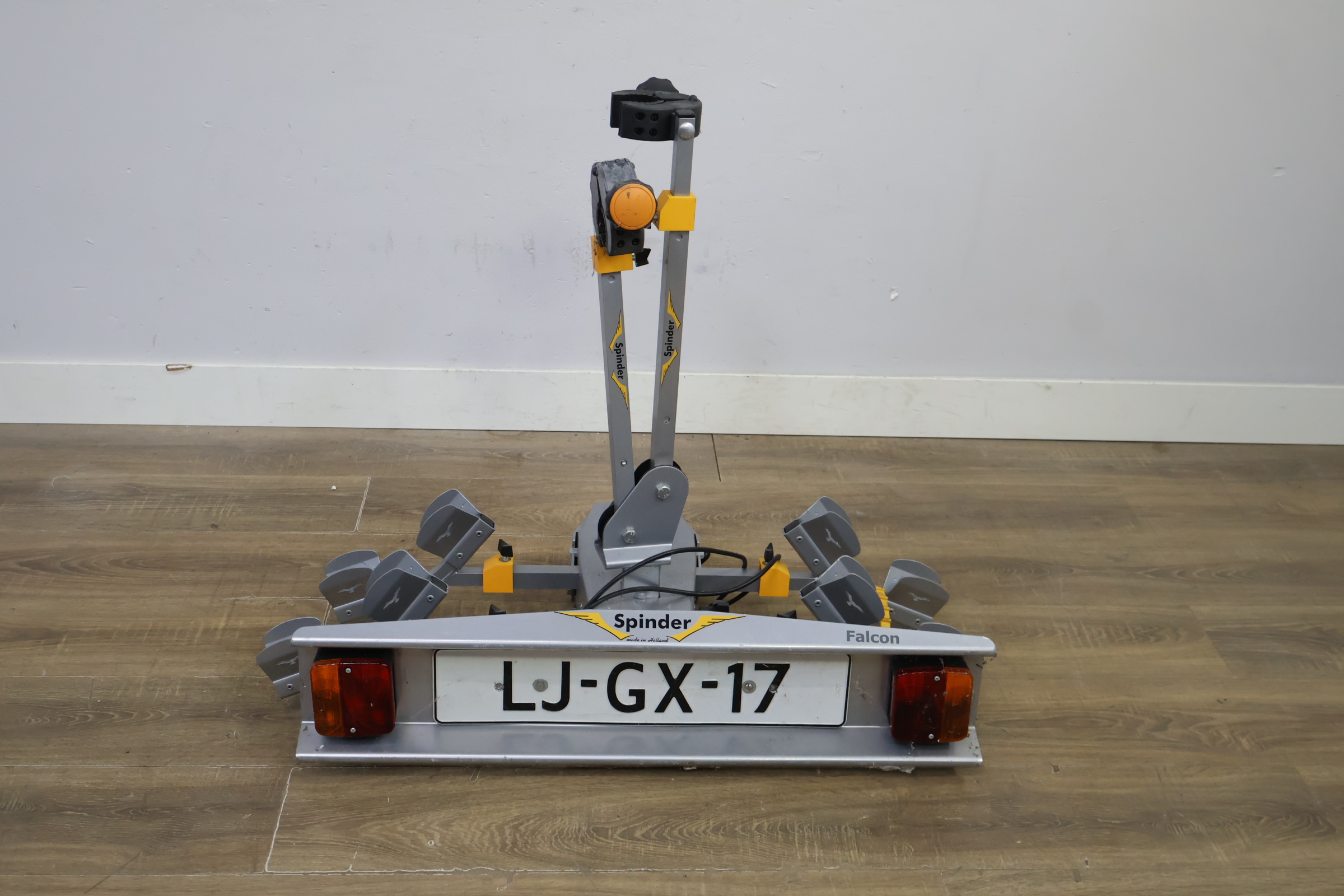 Spinder Falcon fietsendrager – foto 13 – kavel bij GSD Auctions, Zoeterwoude