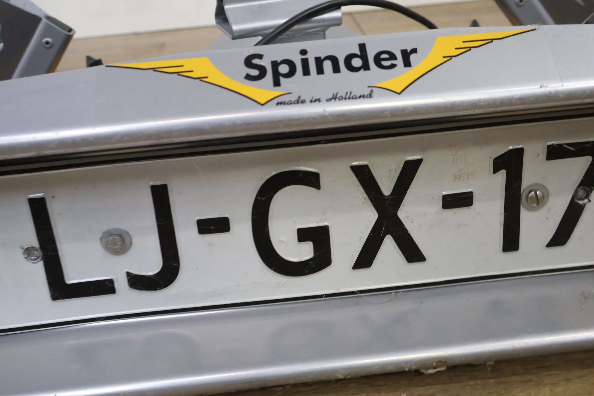 Spinder Falcon fietsendrager – foto 14 – kavel bij GSD Auctions, Zoeterwoude