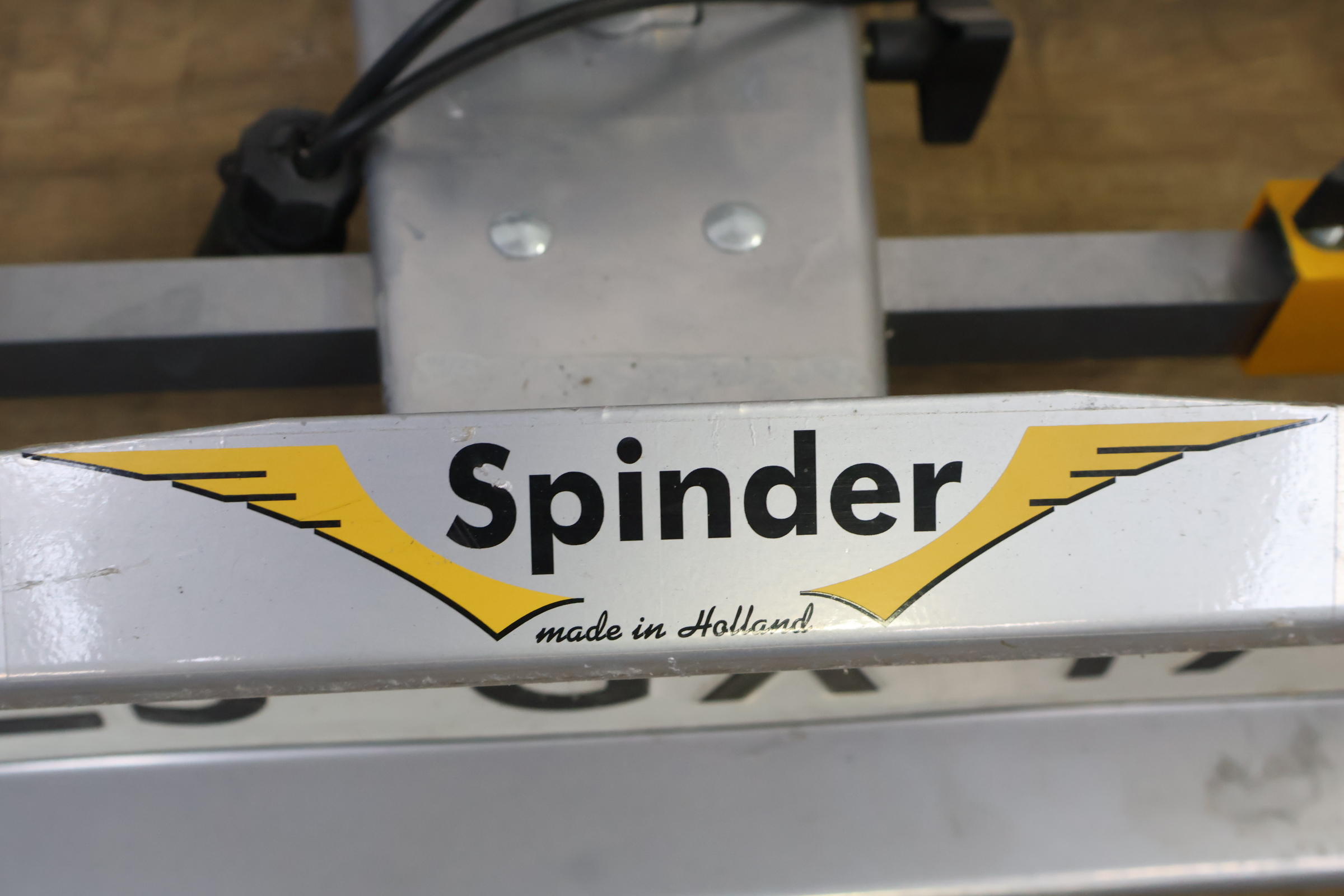 Spinder Falcon fietsendrager – foto 15 – kavel bij GSD Auctions, Zoeterwoude