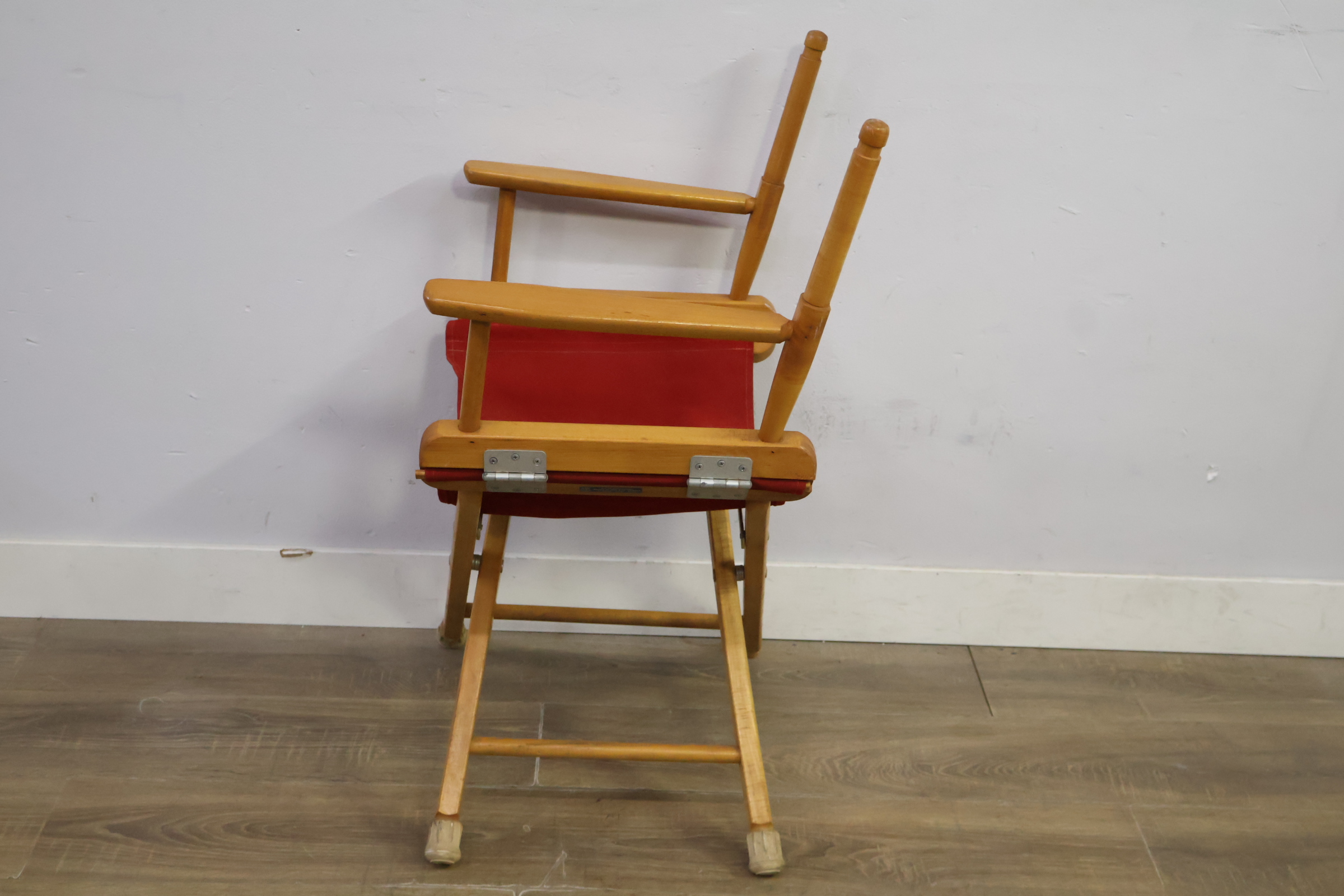 Vintage inklapbare regisseursstoel – foto 7 – kavel bij GSD Auctions, Zoeterwoude