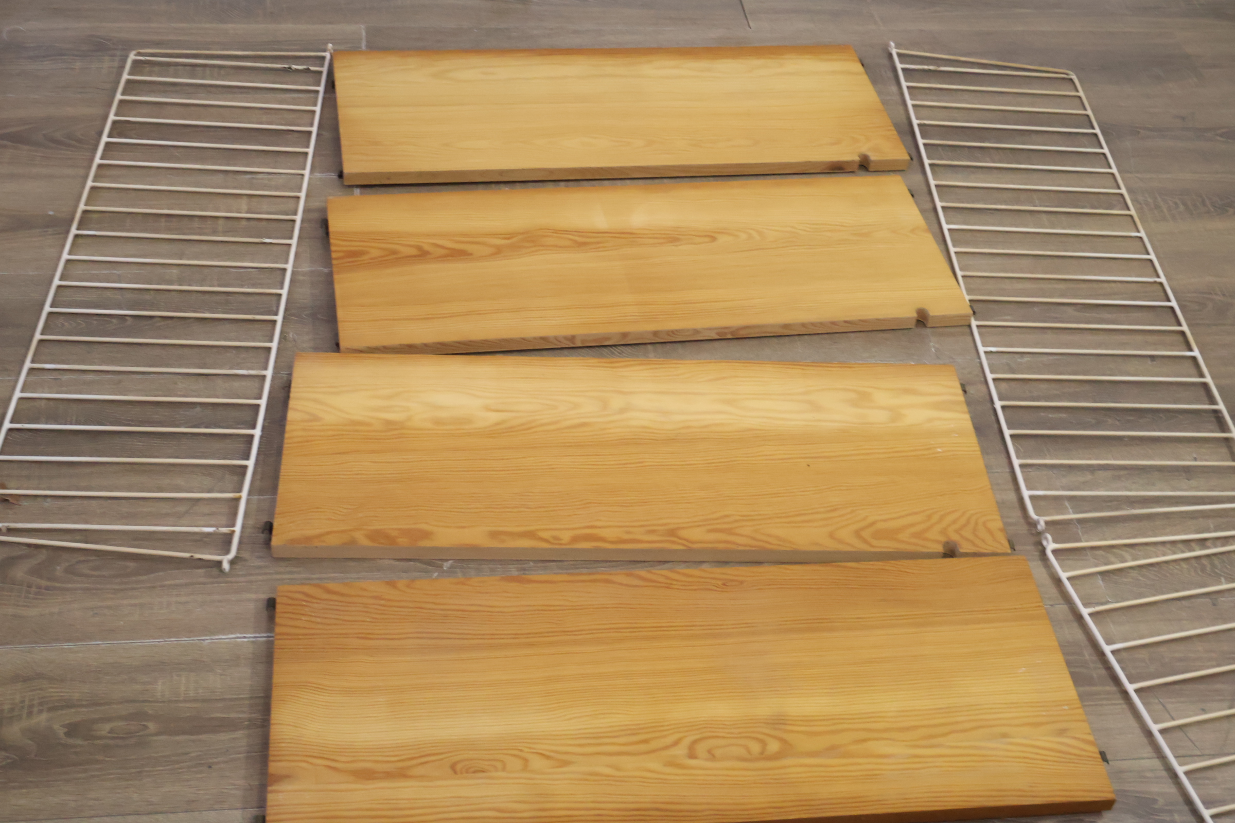 Nisse String Boekenplank - Jaren '50 - Sweden – foto 6 – kavel bij GSD Auctions, Zoeterwoude