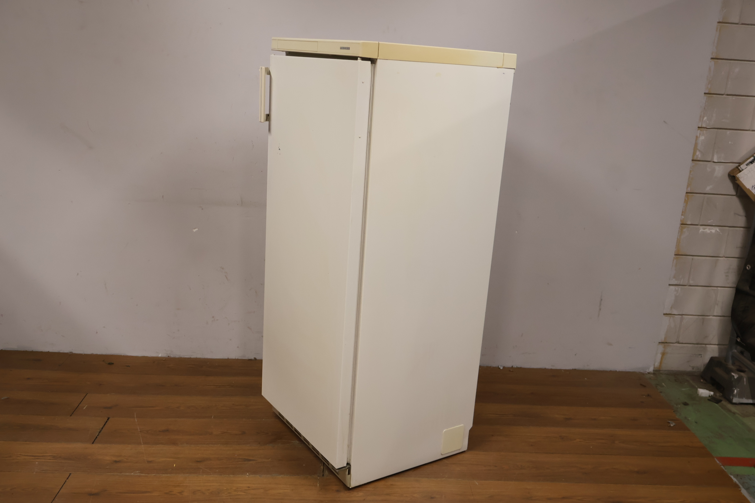 Liebherr vrieskast – foto 10 – kavel bij GSD Auctions, Zoeterwoude