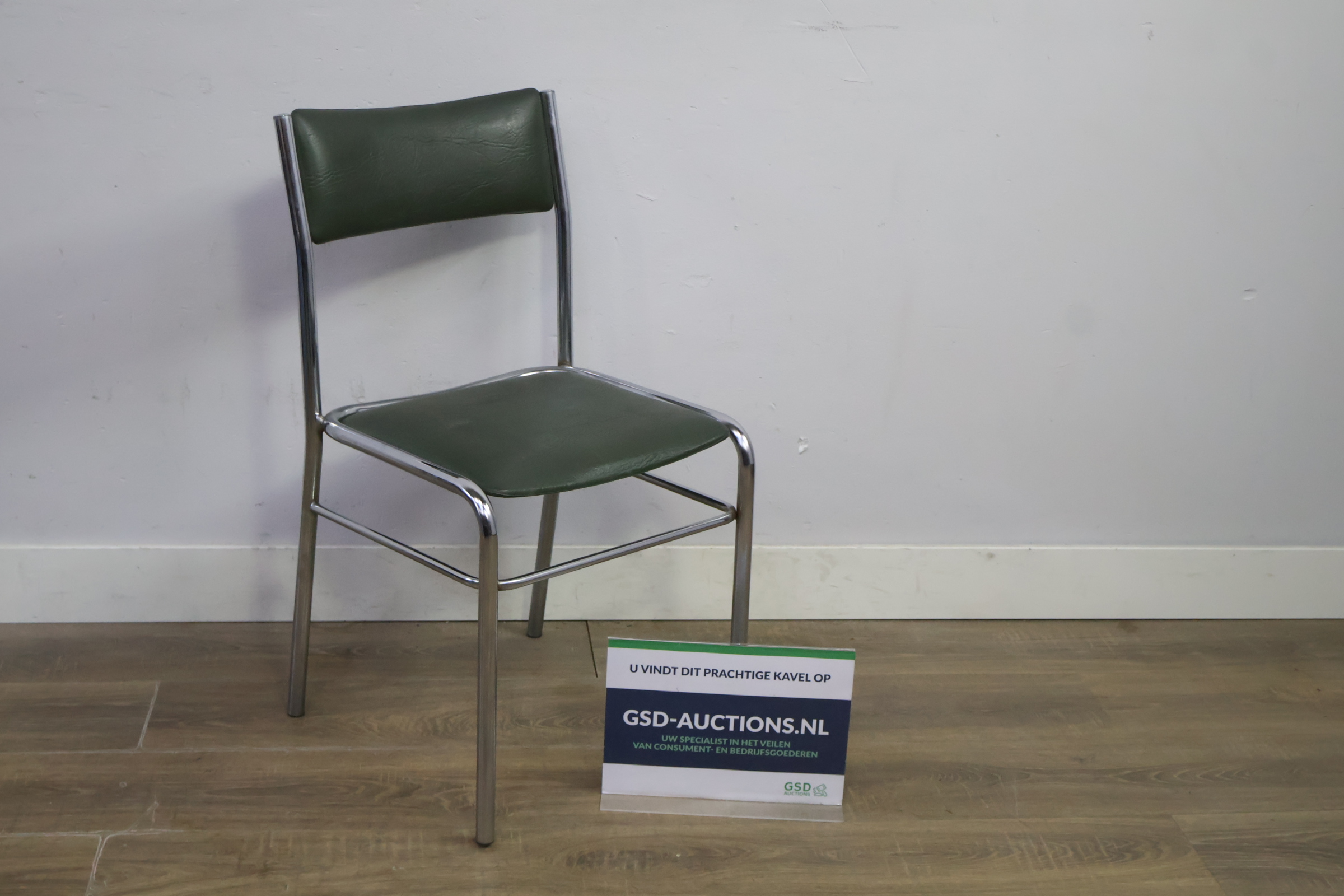 Vintage eetkamerstoel in Bauhaus-stijl – foto 2 – kavel bij GSD Auctions, Zoeterwoude