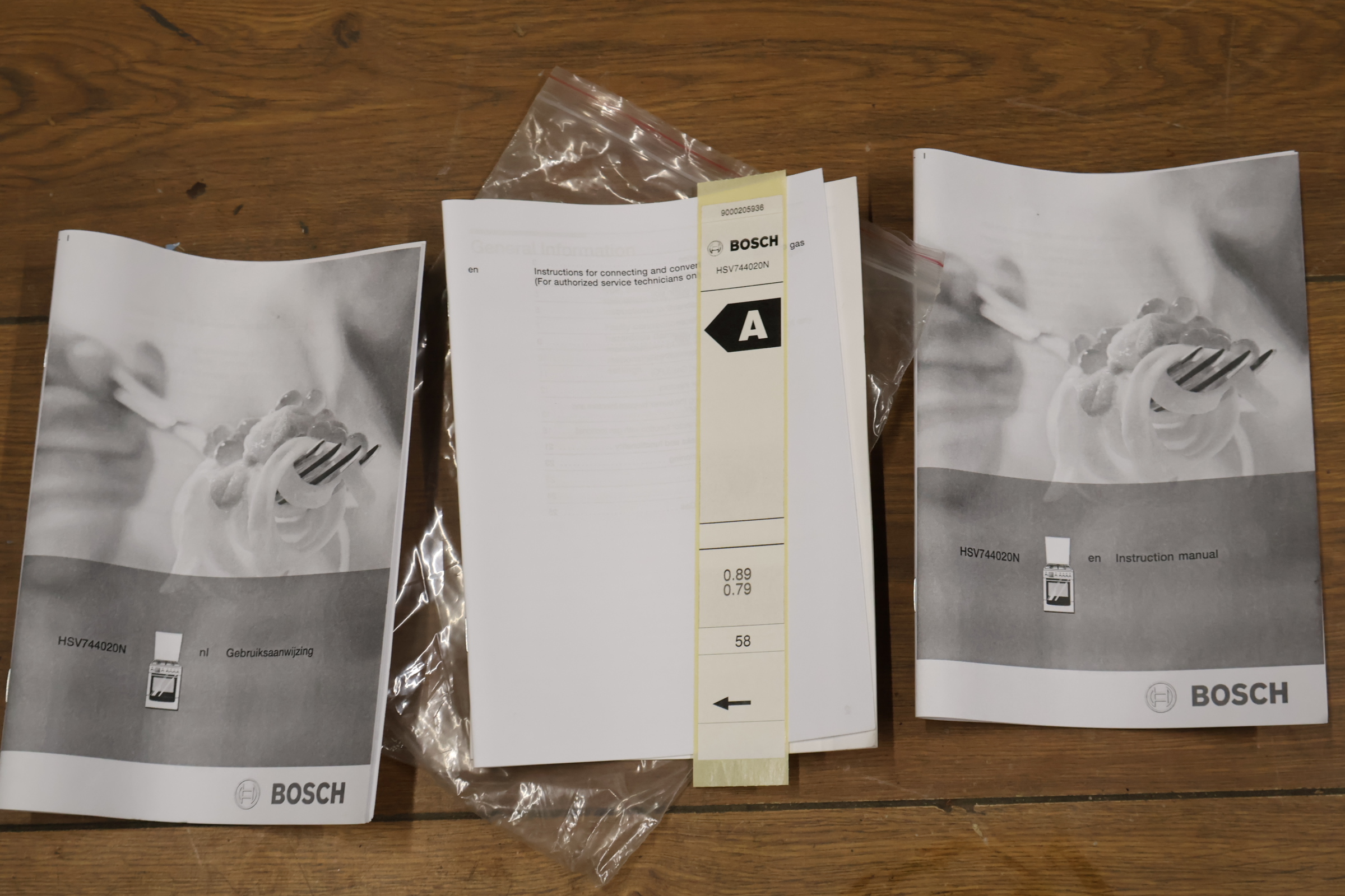 Bosch gasfornuis met oven – foto 13 – kavel bij GSD Auctions, Zoeterwoude