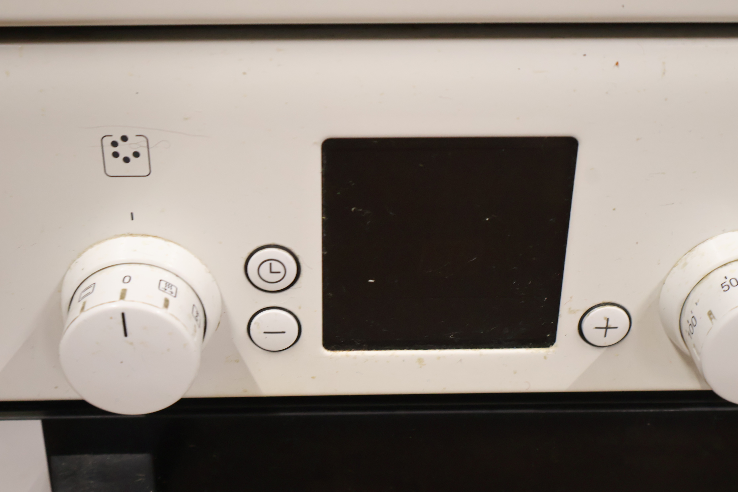 Bosch gasfornuis met oven – foto 26 – kavel bij GSD Auctions, Zoeterwoude