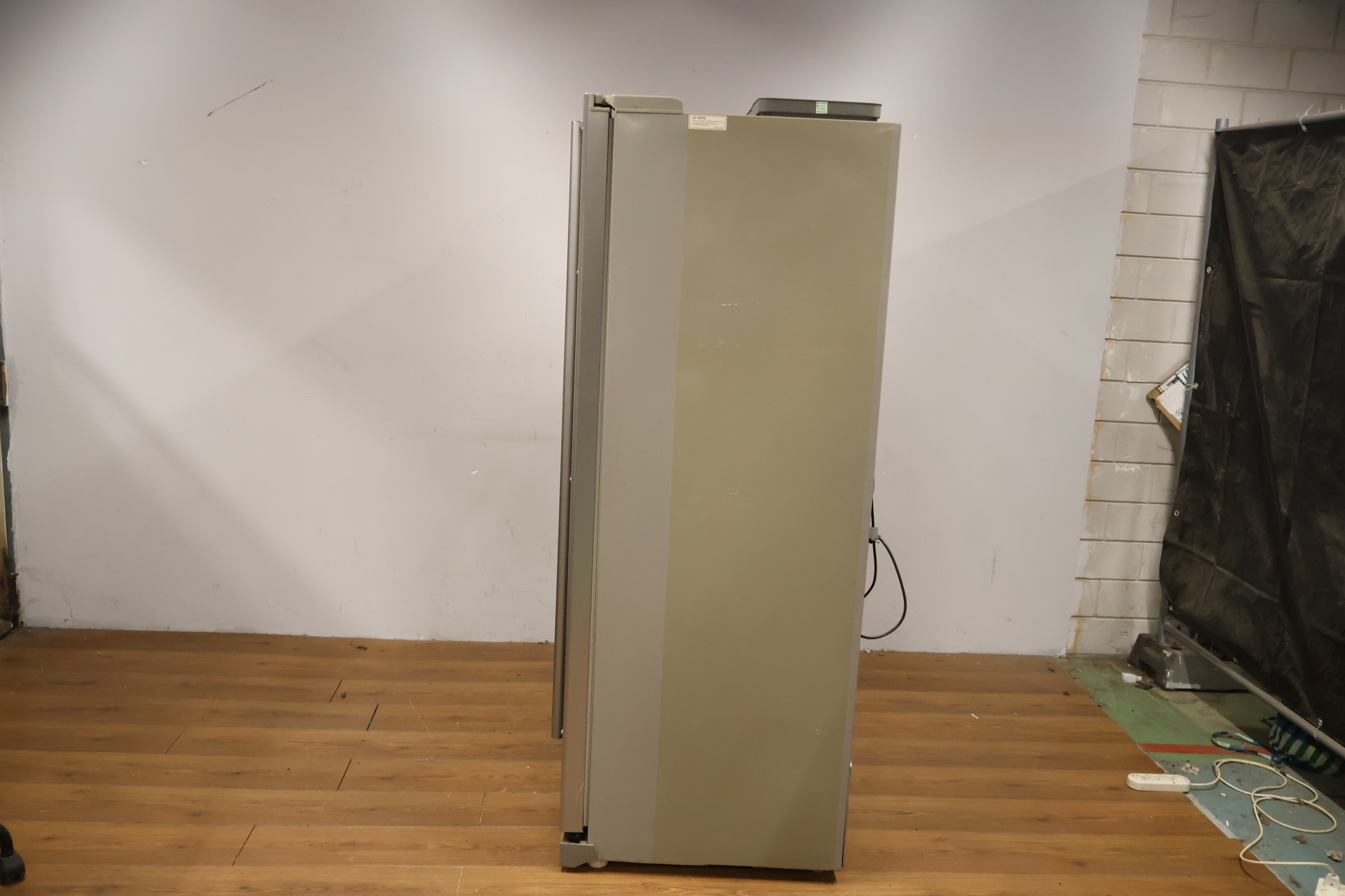 Samsung Amerikaanse koelkast met ijs- en waterdispenser – foto 9 – kavel bij GSD Auctions, Zoeterwoude