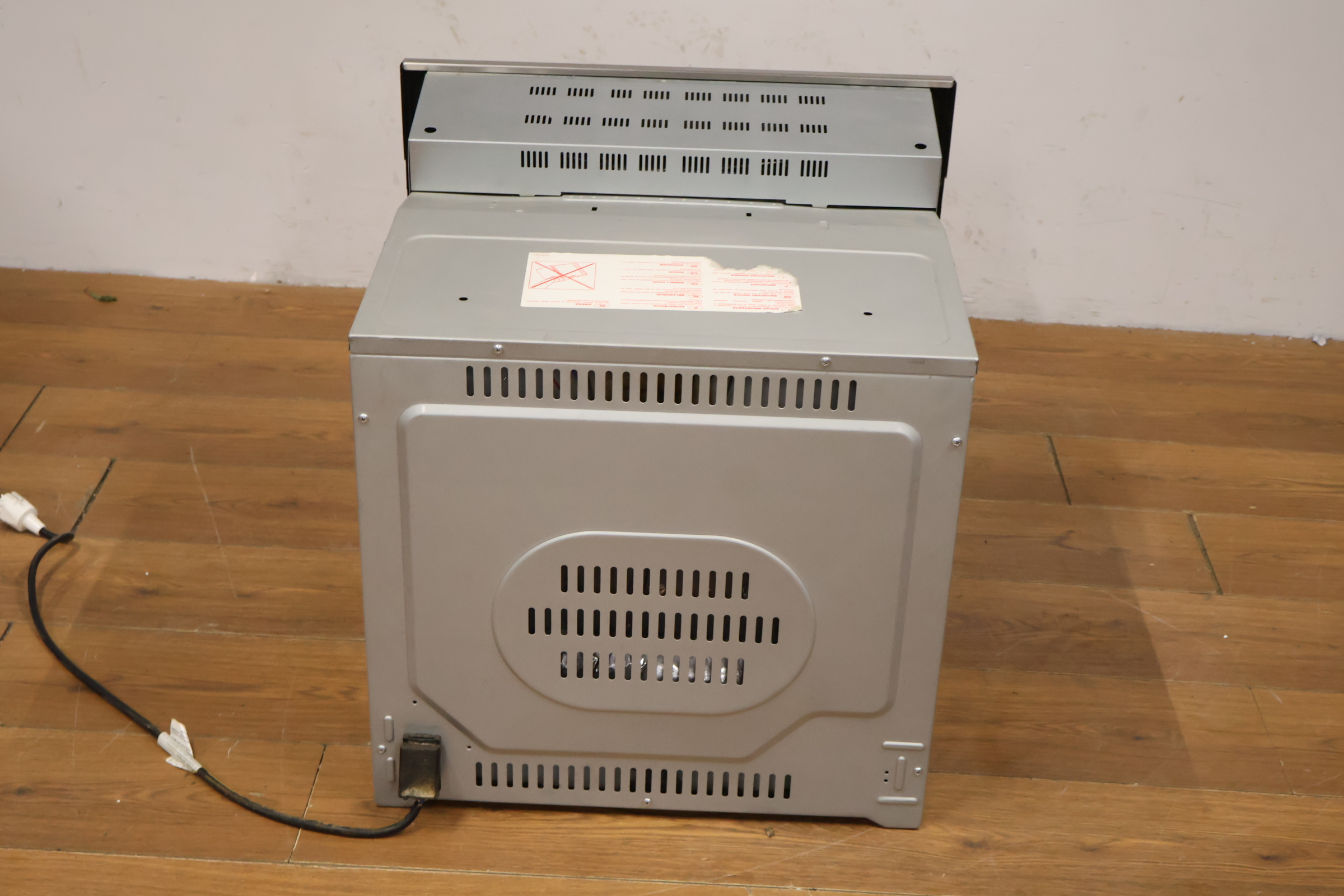 Inbouw elektrische oven – foto 6 – kavel bij GSD Auctions, Zoeterwoude