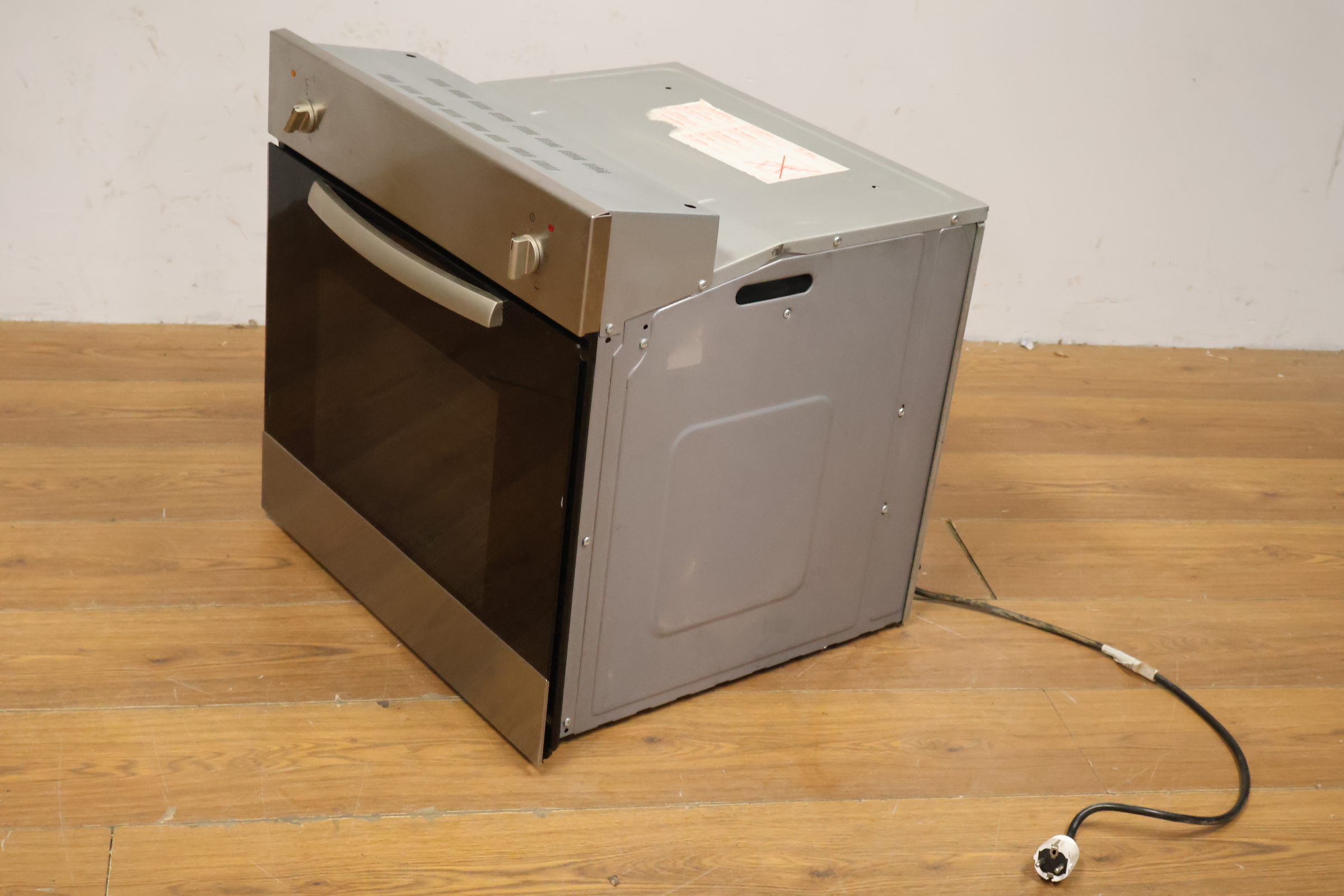 Inbouw elektrische oven – foto 9 – kavel bij GSD Auctions, Zoeterwoude