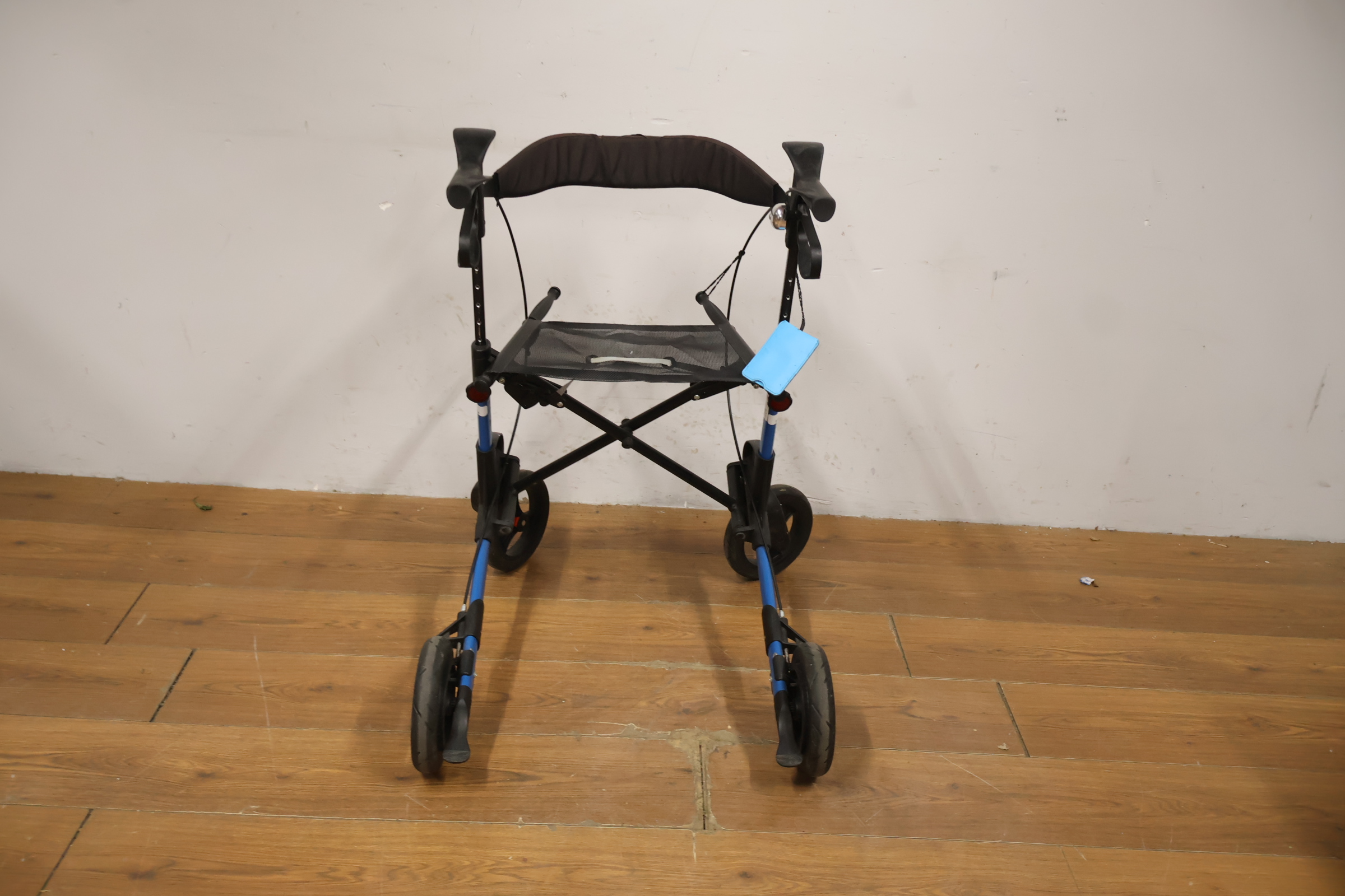 Topro Troja rollator - Blauw – foto 5 – kavel bij GSD Auctions, Zoeterwoude