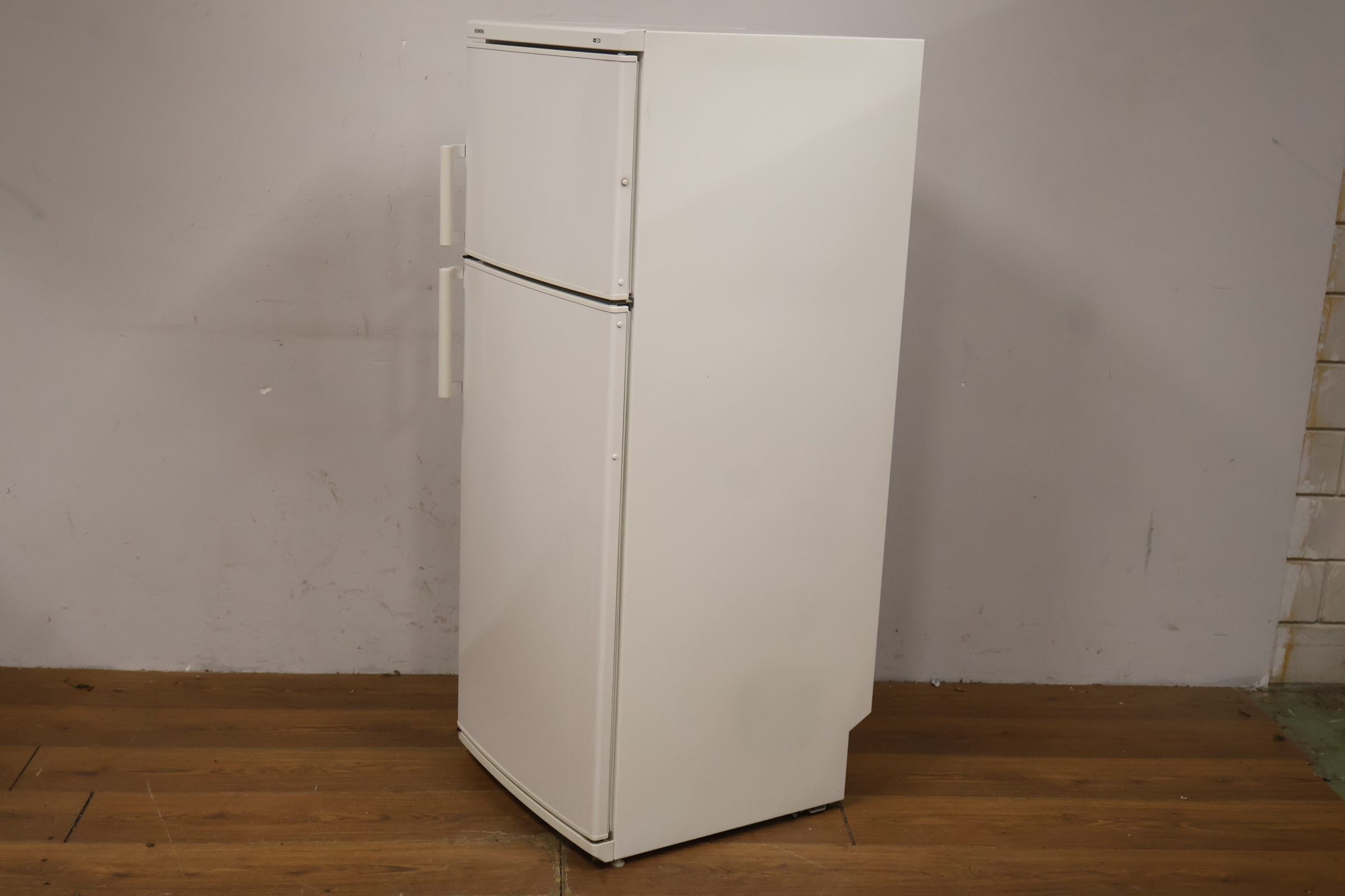 Siemens koelkast - Koelvriescombinatie – foto 10 – kavel bij GSD Auctions, Zoeterwoude