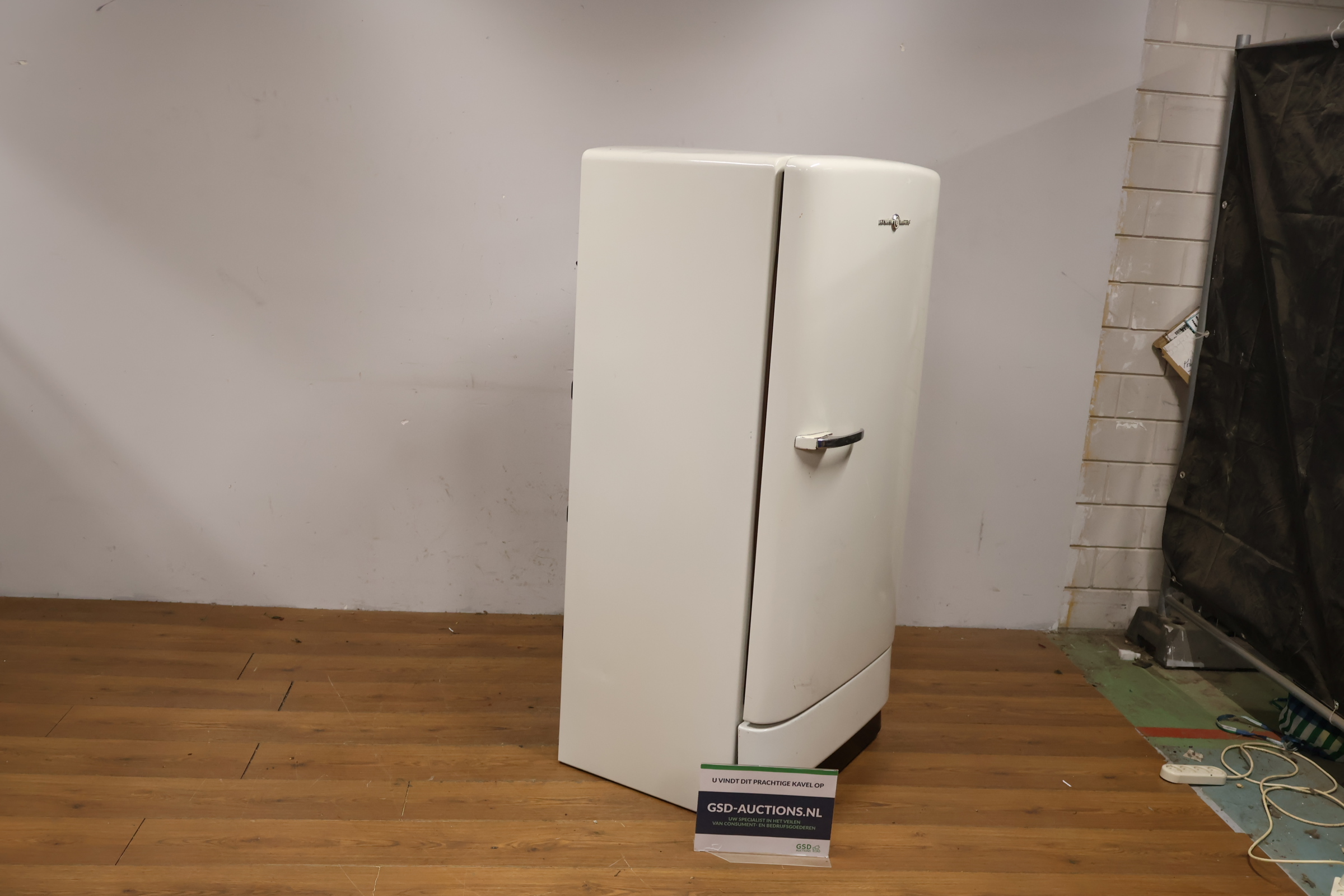 Klassieke Vintage General Electric koelkast – foto 2 – kavel bij GSD Auctions, Zoeterwoude