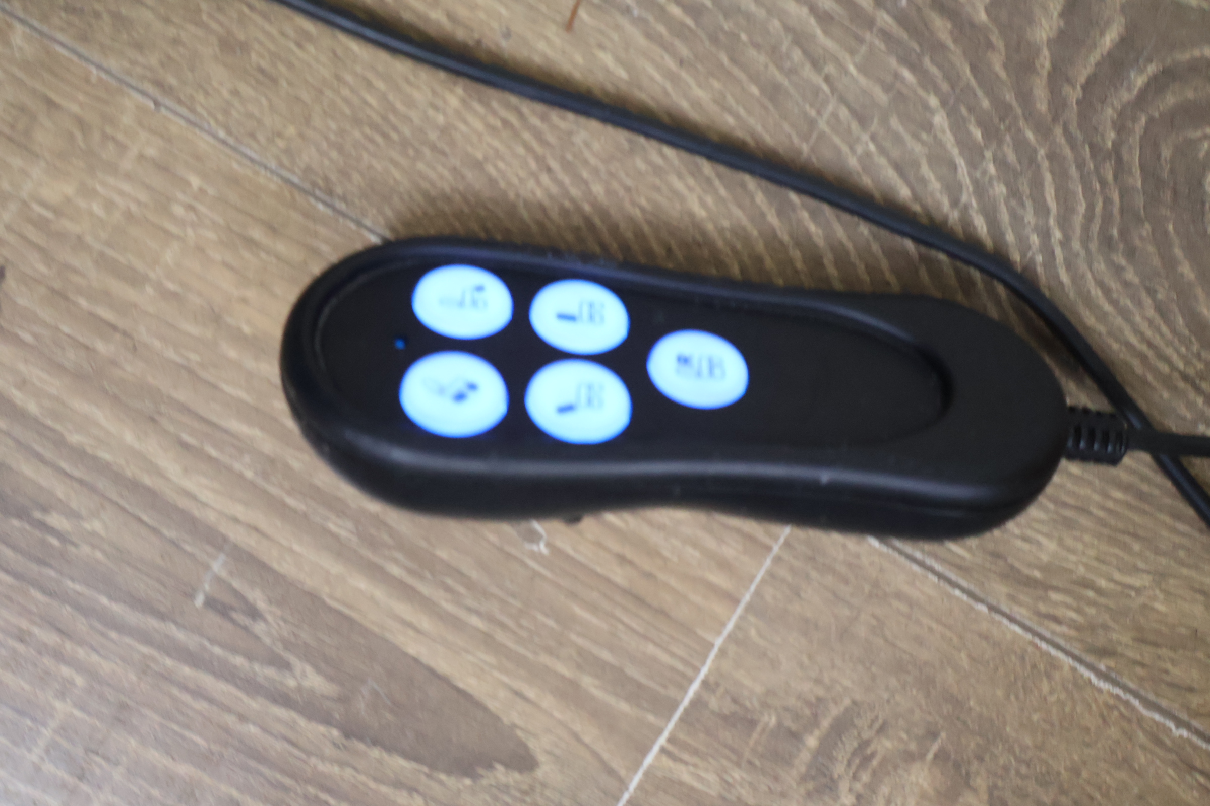 Lederen Sta-op-Stoel - Elektrische Fauteuil – foto 15 – kavel bij GSD Auctions, Zoeterwoude