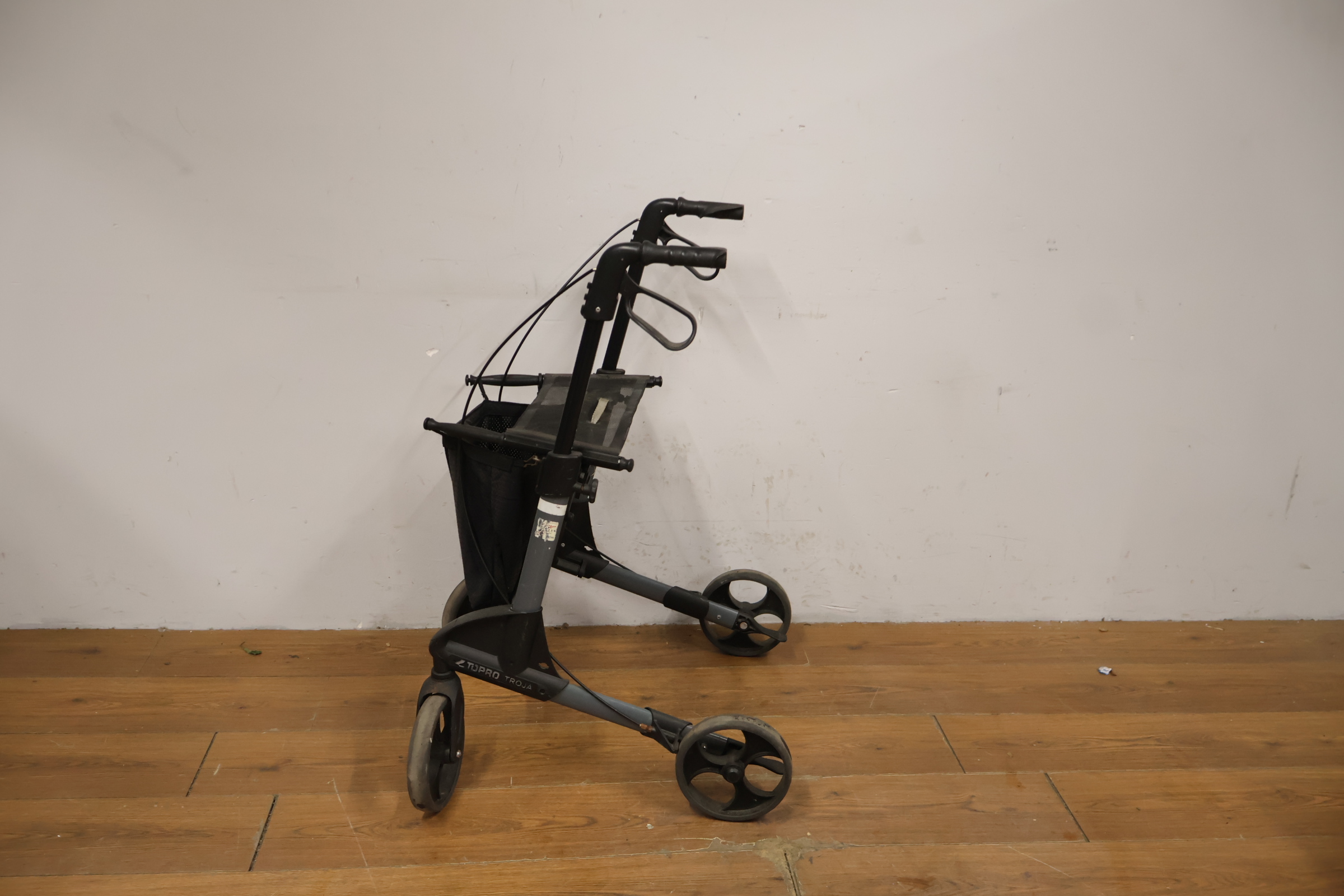 Topro Troja rollator – foto 11 – kavel bij GSD Auctions, Zoeterwoude