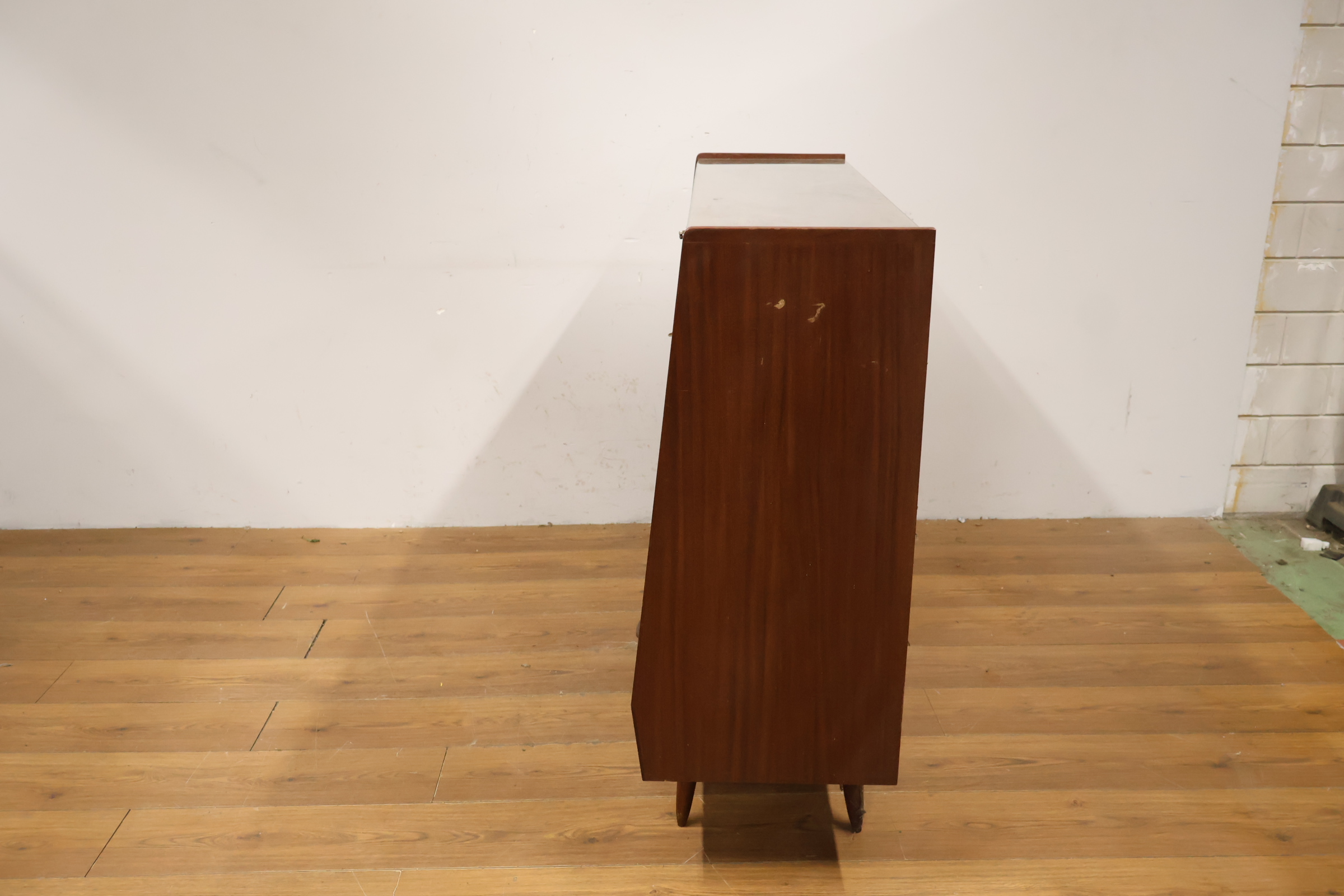 Vintage houten Dressoir, High Board - Jaren '60 – foto 9 – kavel bij GSD Auctions, Zoeterwoude