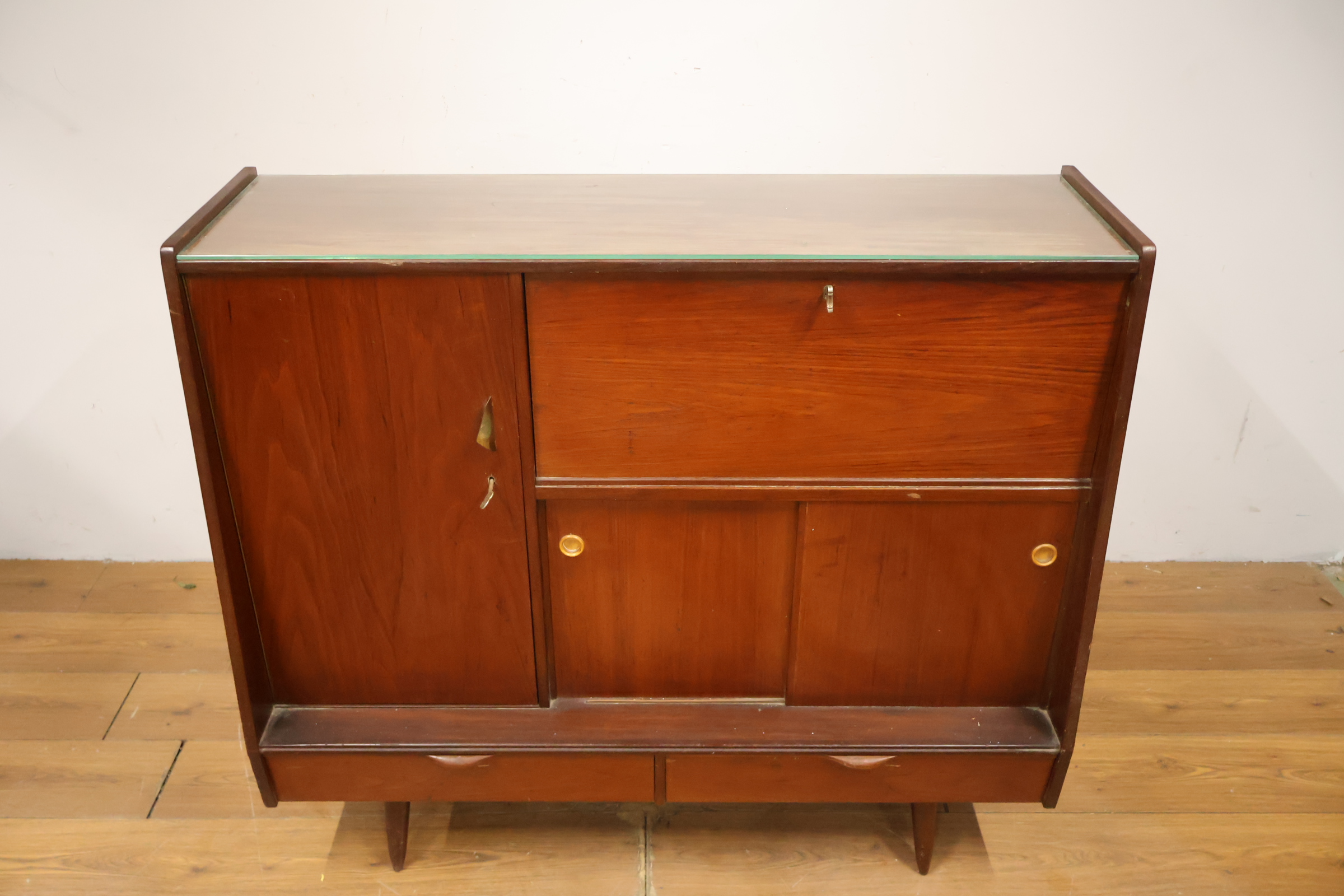 Vintage houten Dressoir, High Board - Jaren '60 – foto 15 – kavel bij GSD Auctions, Zoeterwoude