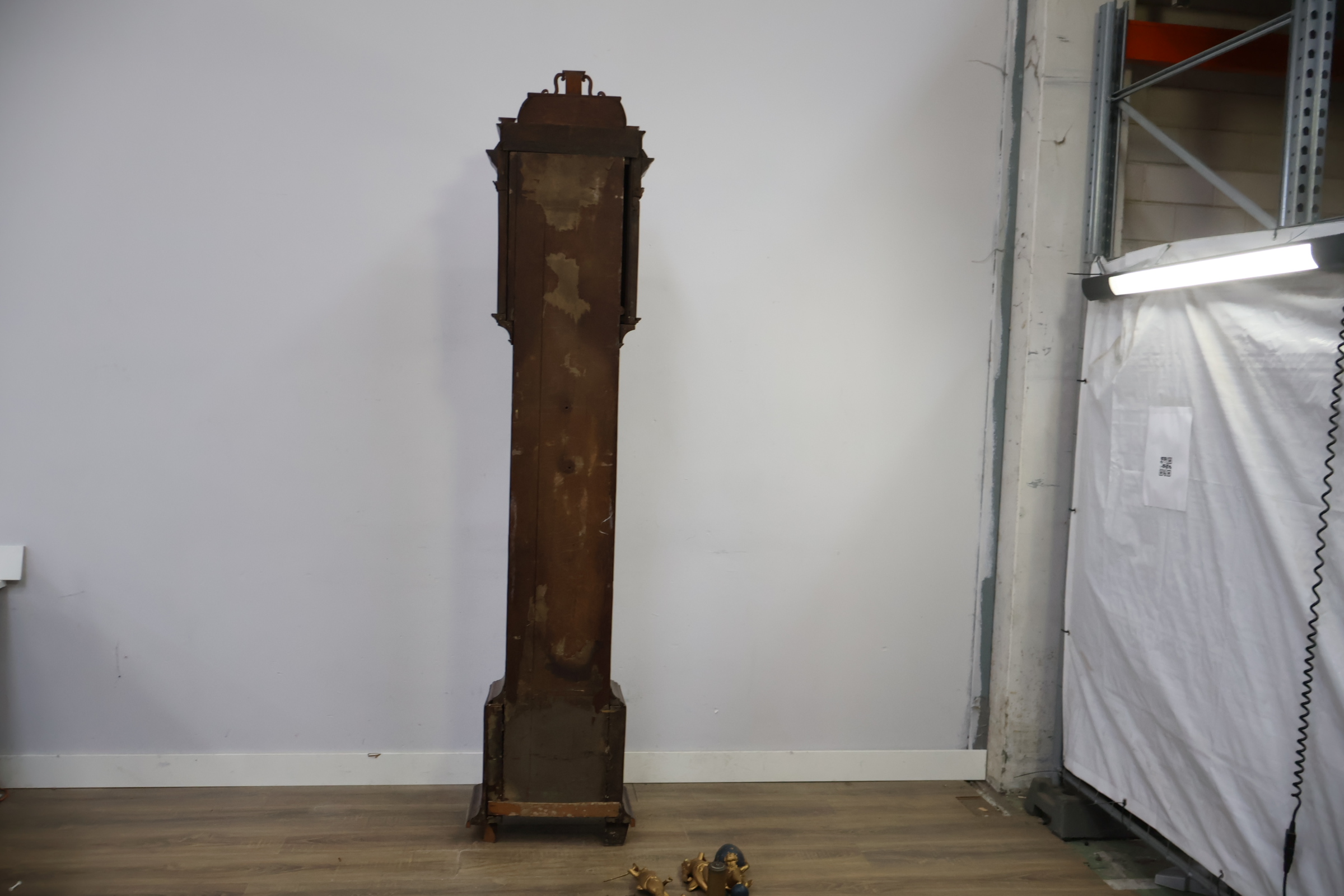 Antieke staande klok in houten kast - Comtoise Klok – foto 6 – kavel bij GSD Auctions, Zoeterwoude