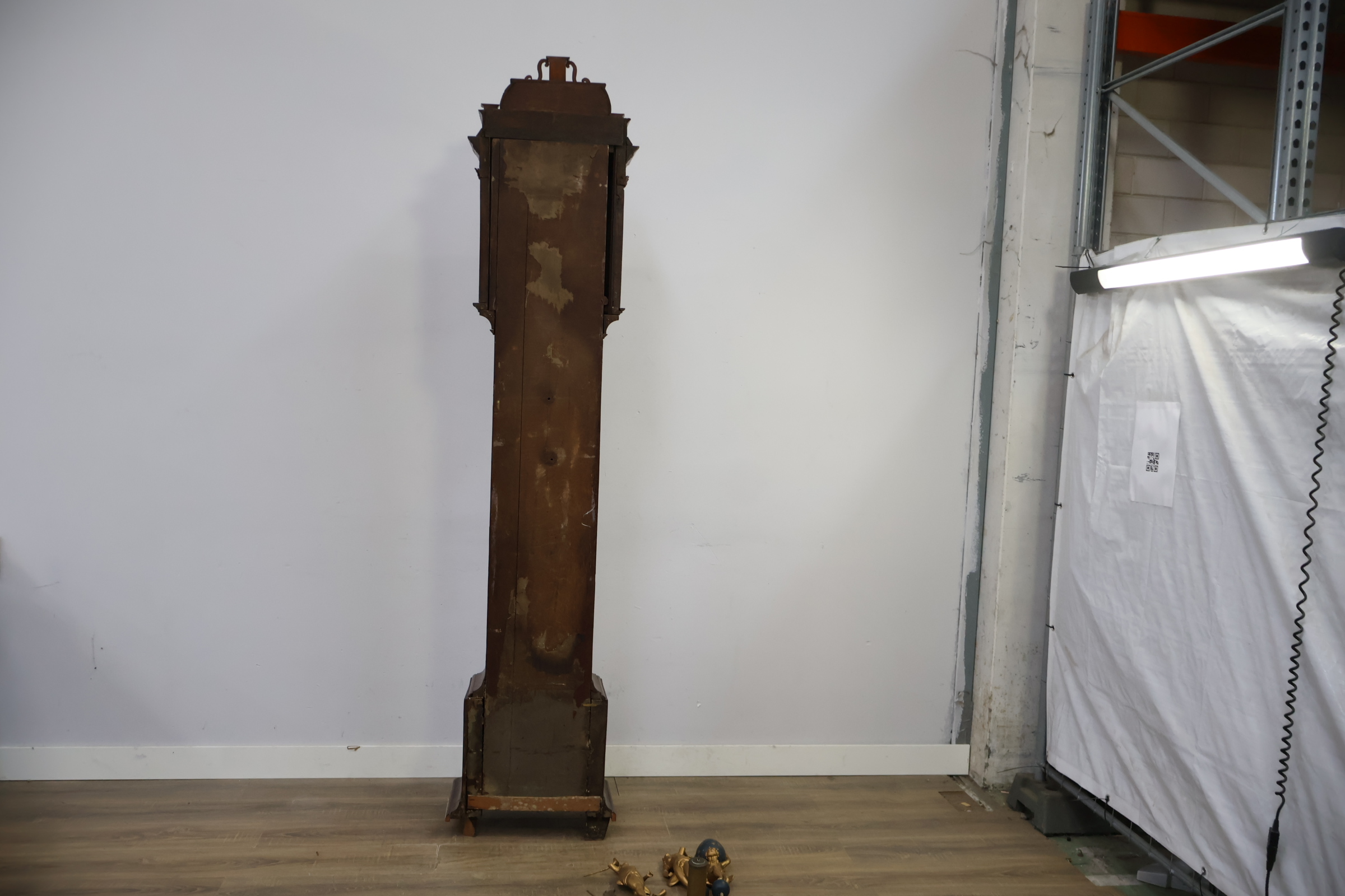Antieke staande klok in houten kast - Comtoise Klok – foto 7 – kavel bij GSD Auctions, Zoeterwoude