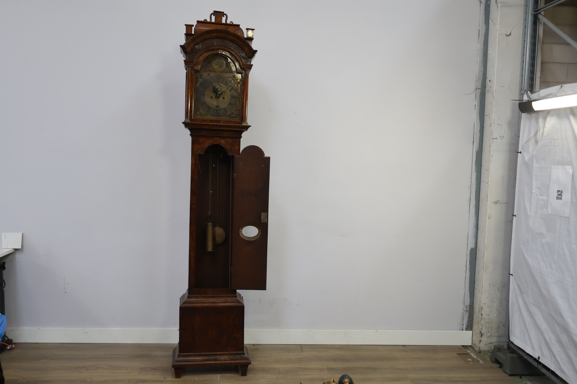 Antieke staande klok in houten kast - Comtoise Klok – foto 12 – kavel bij GSD Auctions, Zoeterwoude