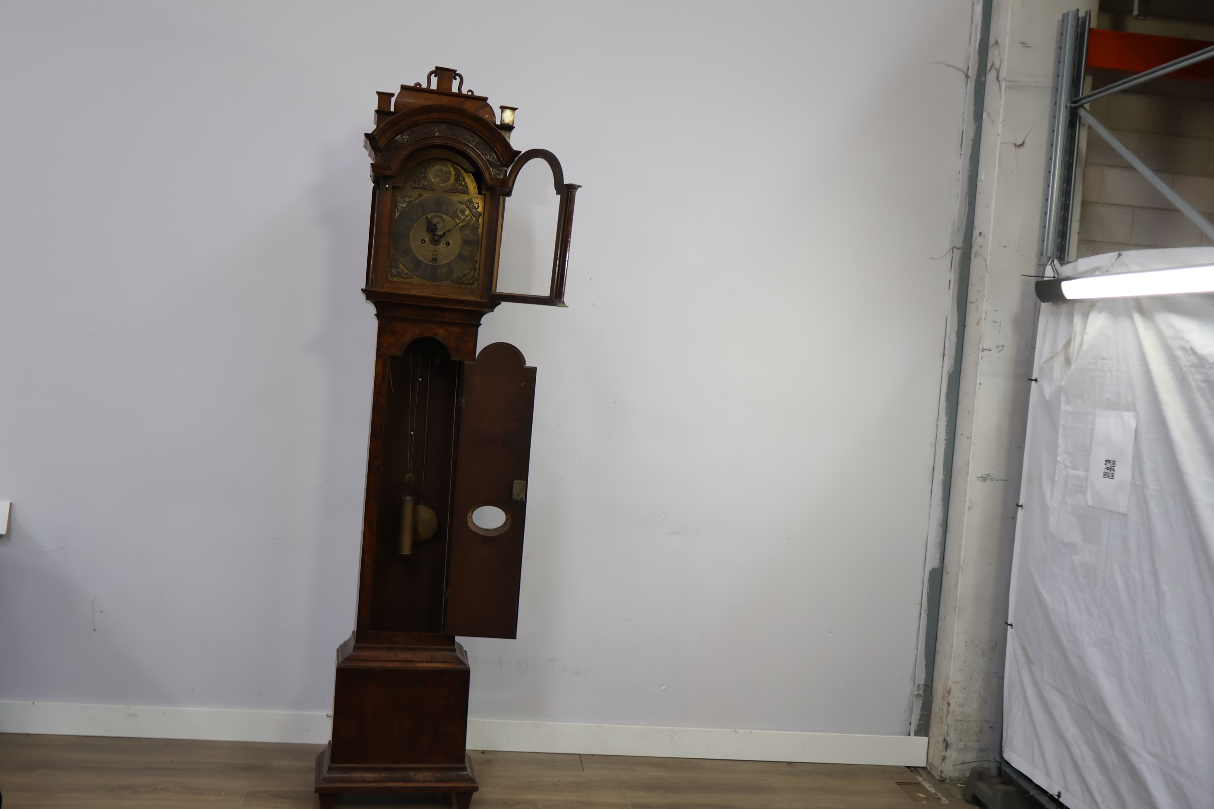 Antieke staande klok in houten kast - Comtoise Klok – foto 15 – kavel bij GSD Auctions, Zoeterwoude