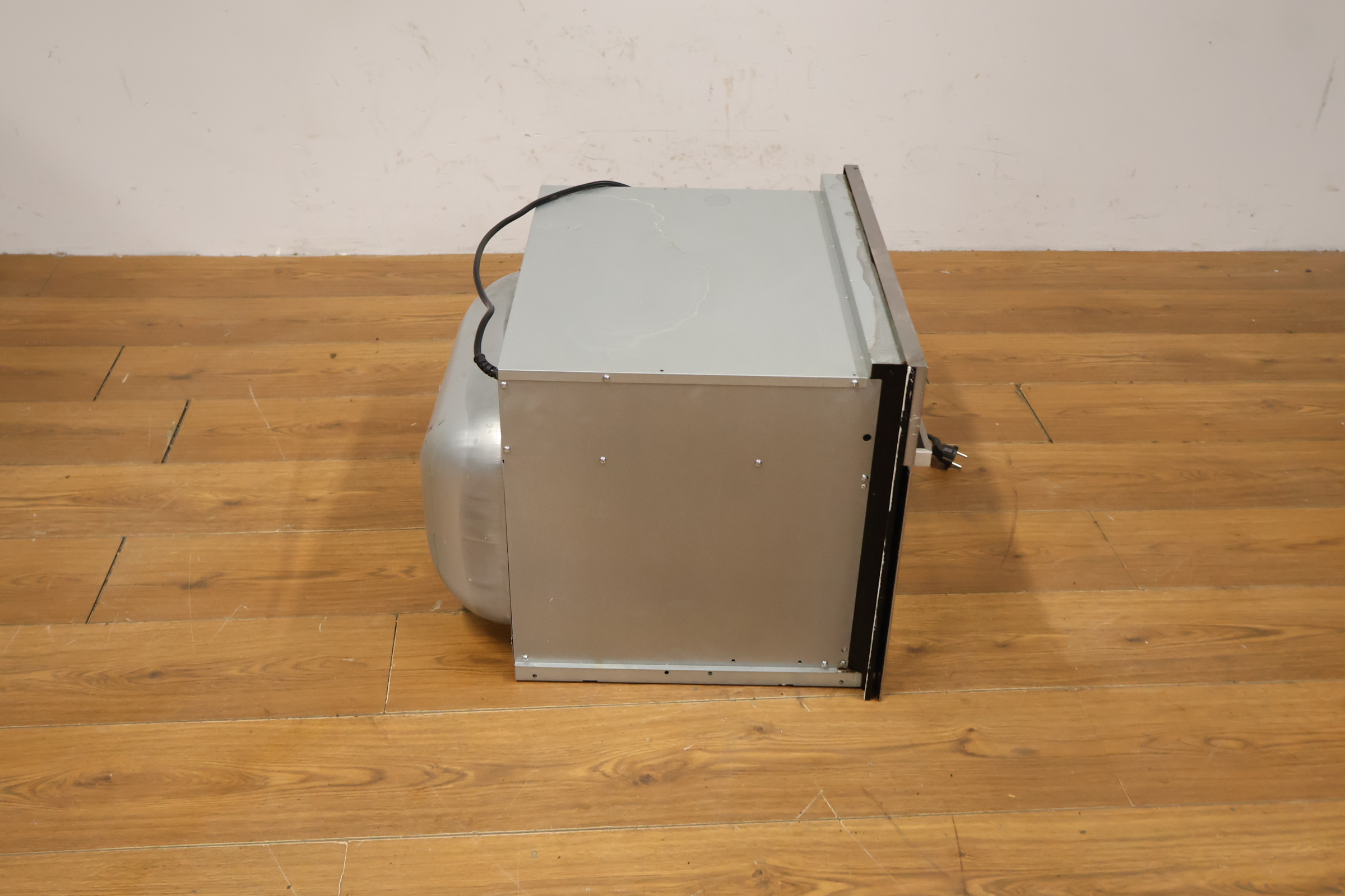 Whirlpool Inbouw combimagnetron – foto 3 – kavel bij GSD Auctions, Zoeterwoude
