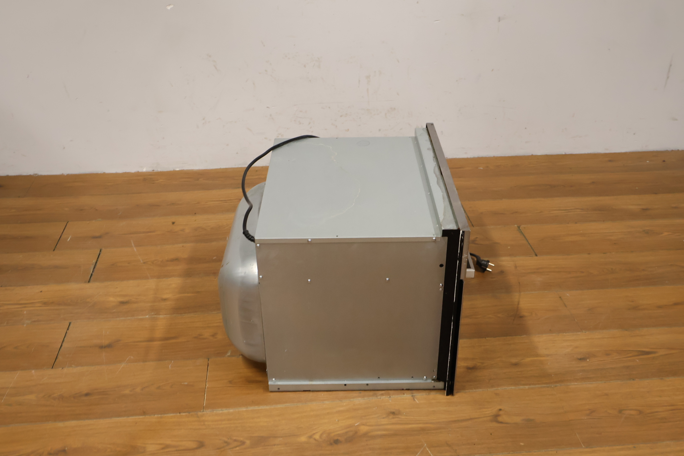 Whirlpool Inbouw combimagnetron – foto 4 – kavel bij GSD Auctions, Zoeterwoude
