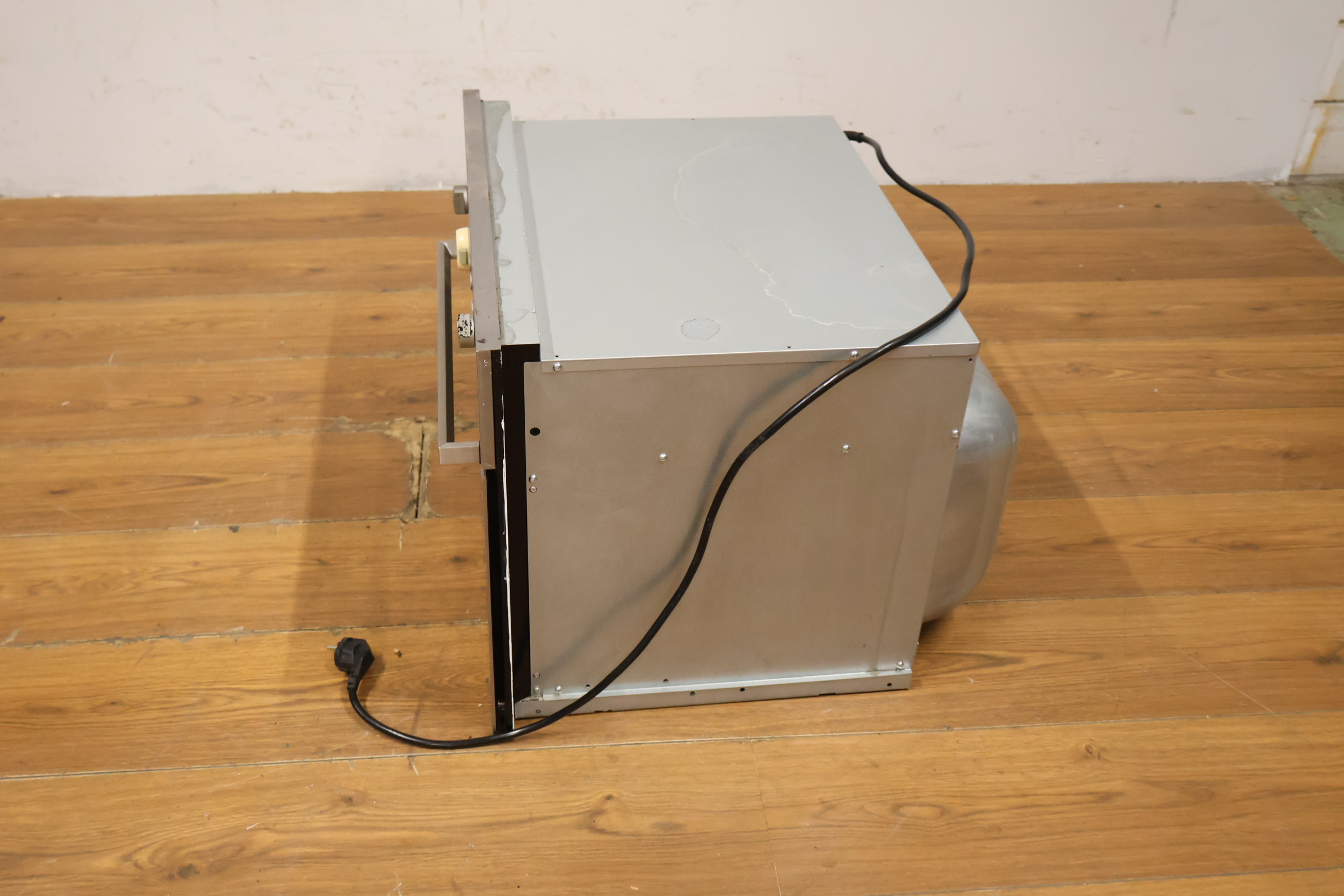 Whirlpool Inbouw combimagnetron – foto 7 – kavel bij GSD Auctions, Zoeterwoude