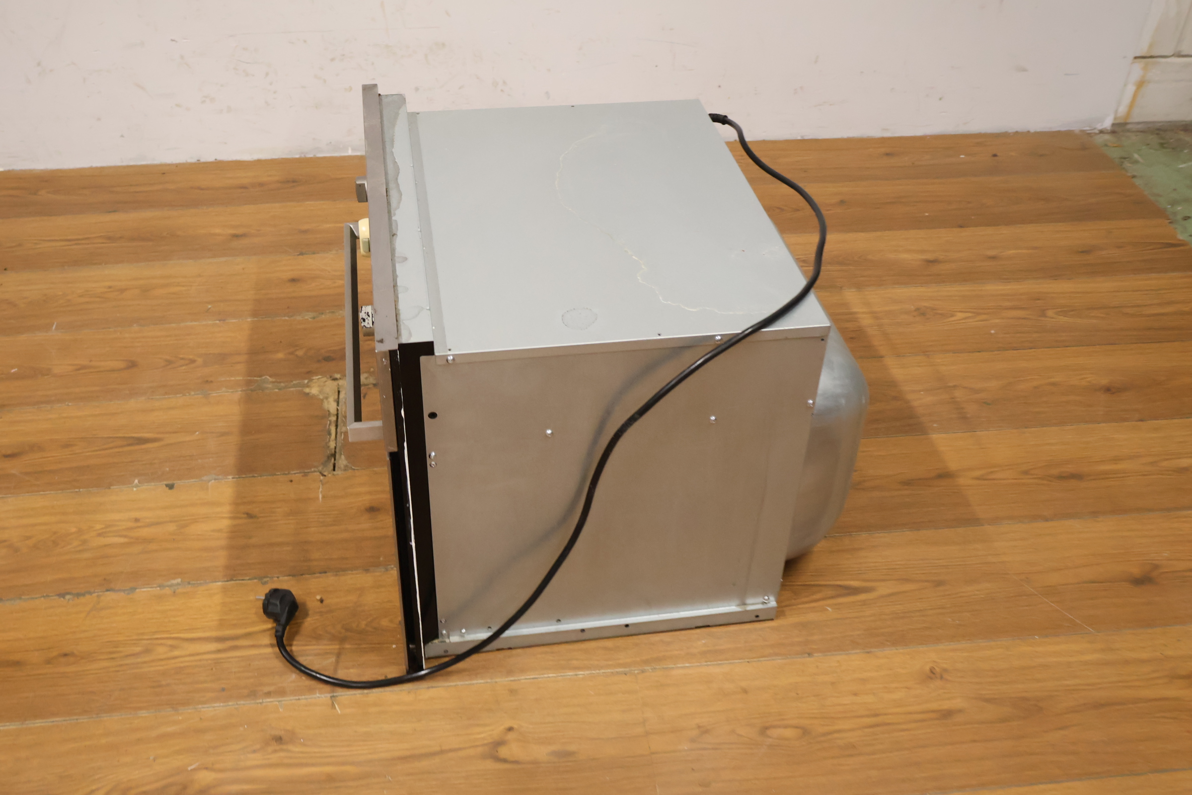 Whirlpool Inbouw combimagnetron – foto 8 – kavel bij GSD Auctions, Zoeterwoude