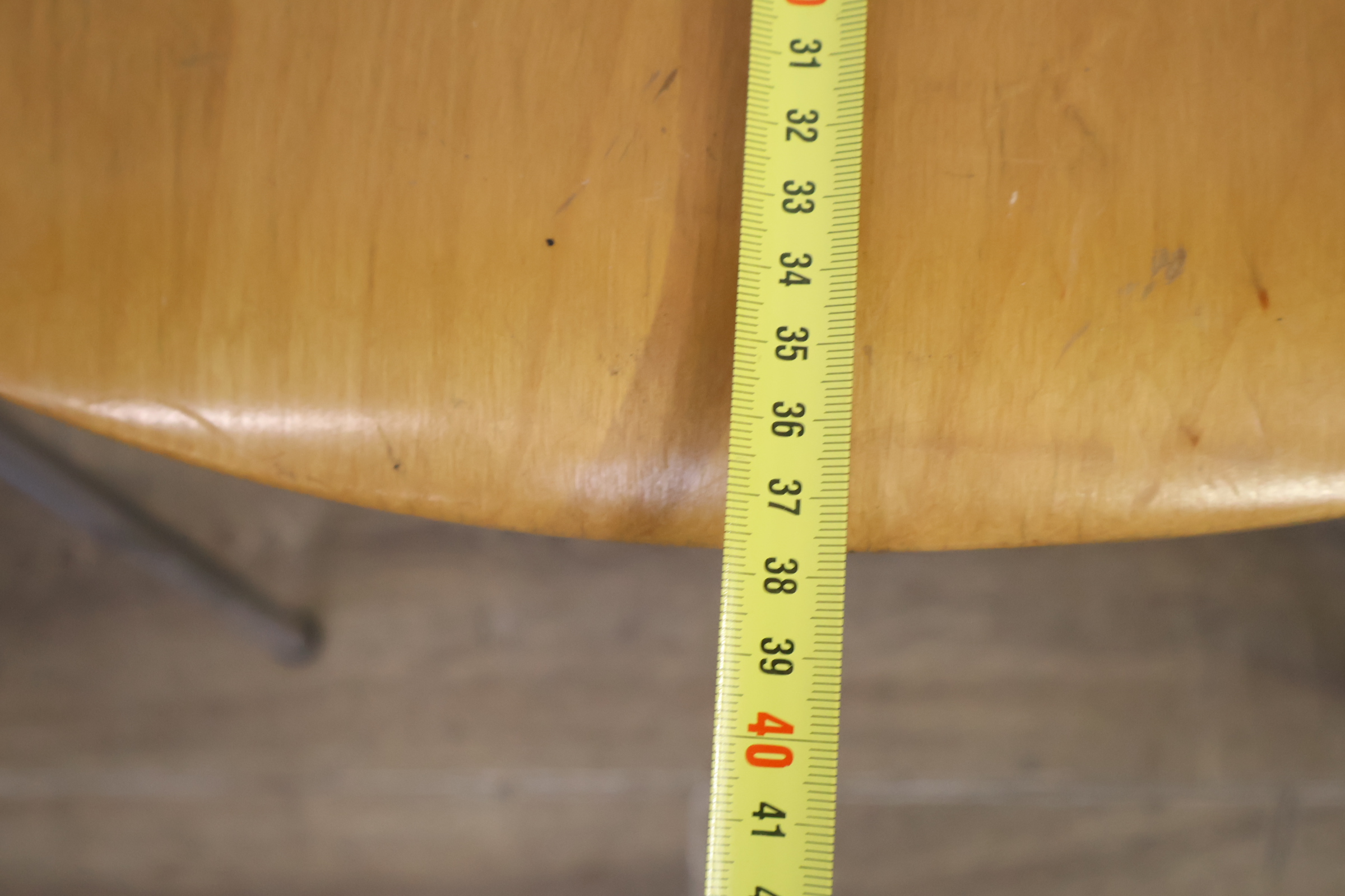 Houten stoel met chromen poten – foto 15 – kavel bij GSD Auctions, Zoeterwoude