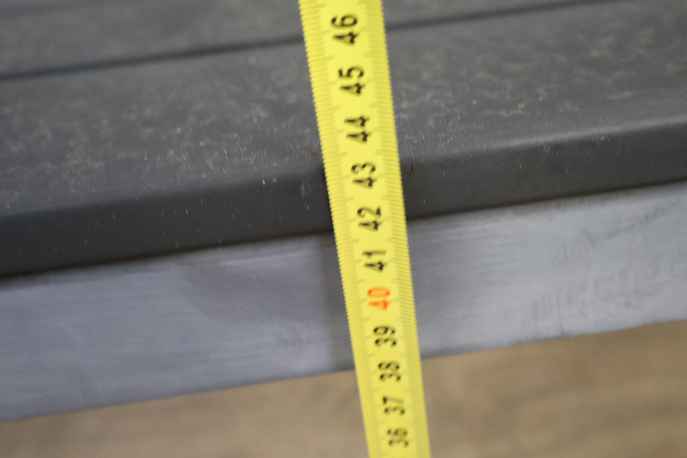 Tuinbank met metalen frame – foto 15 – kavel bij GSD Auctions, Zoeterwoude