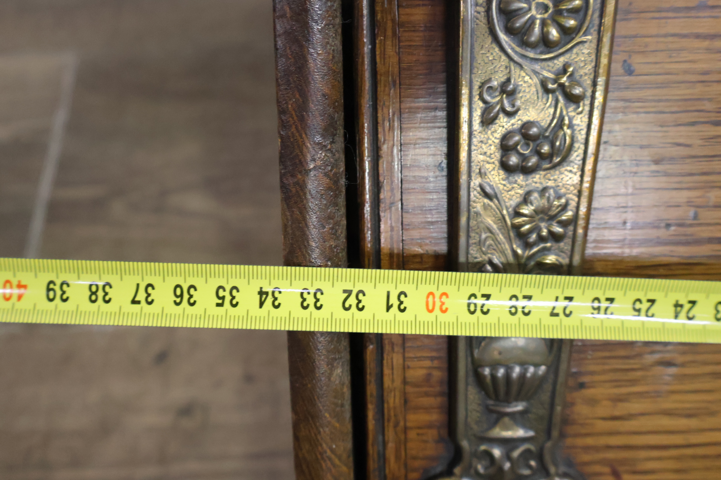 Antieke houten kolenbak – foto 13 – kavel bij GSD Auctions, Zoeterwoude