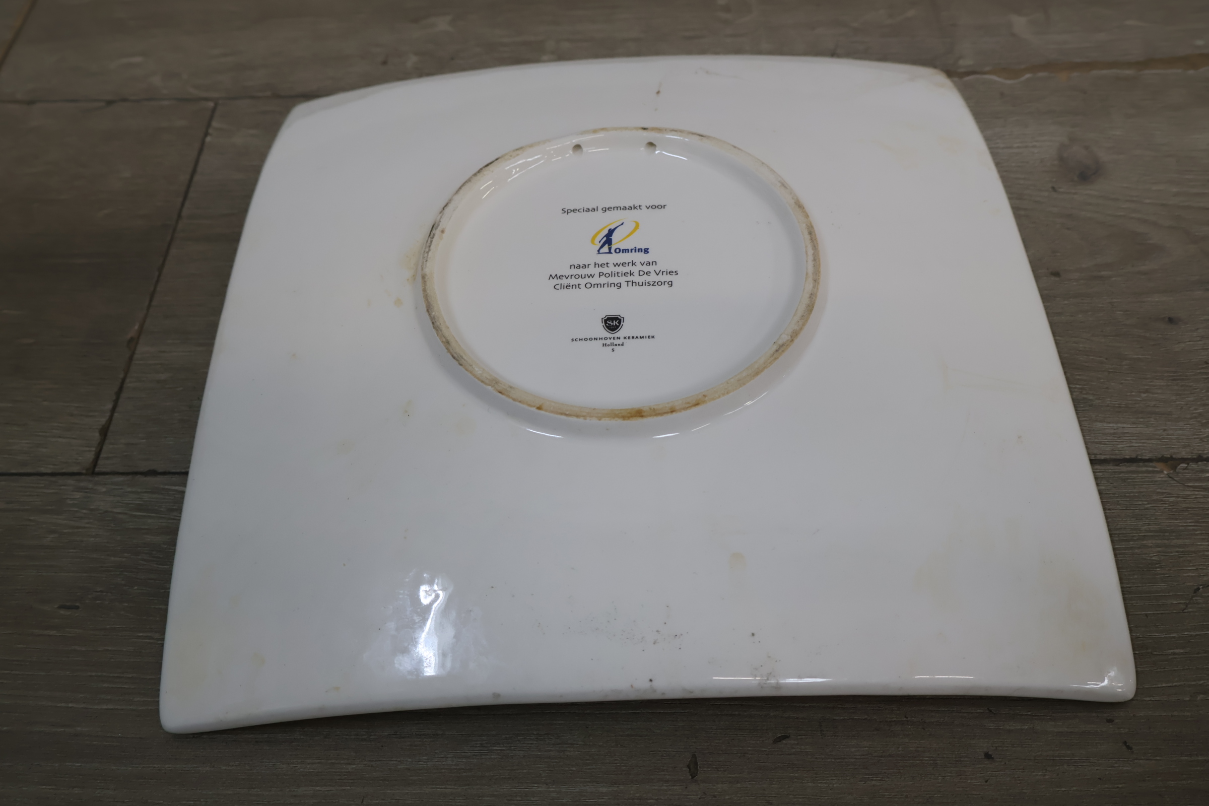 Decoratief bord met abstracte tekeningen – foto 12 – kavel bij GSD Auctions, Zoeterwoude