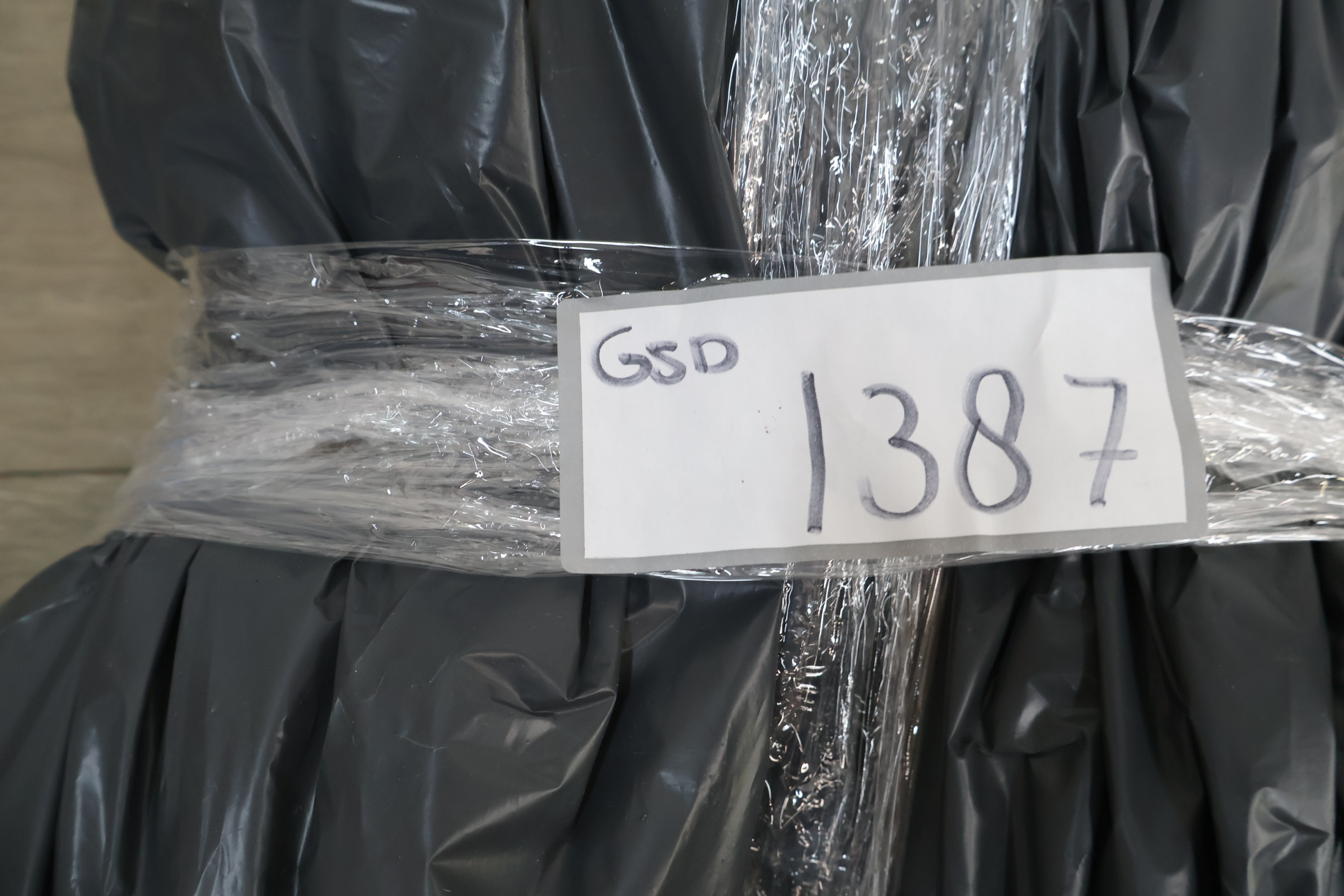 Twee kunstvarens in potten – foto 18 – kavel bij GSD Auctions, Zoeterwoude