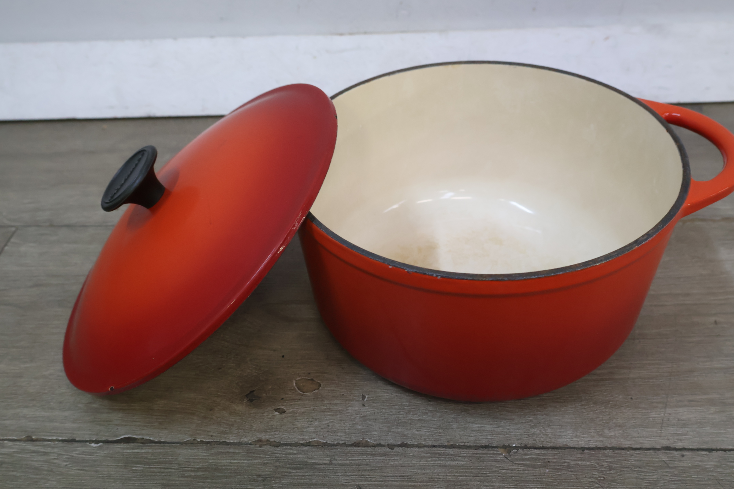 Gietijzeren braadpan met deksel - Relance – foto 9 – kavel bij GSD Auctions, Zoeterwoude