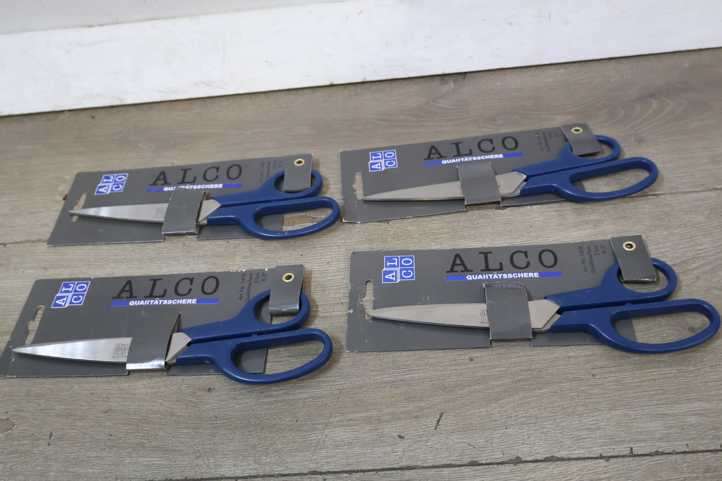 9x Alco huishoudscharen blauw 21 cm – foto 5 – kavel bij GSD Auctions, Zoeterwoude