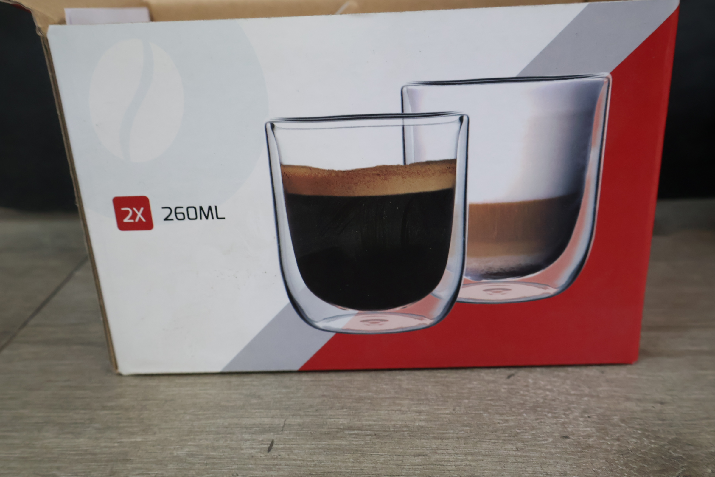 Set van 4 dubbelwandige koffieglaasjes 260ml – foto 8 – kavel bij GSD Auctions, Zoeterwoude