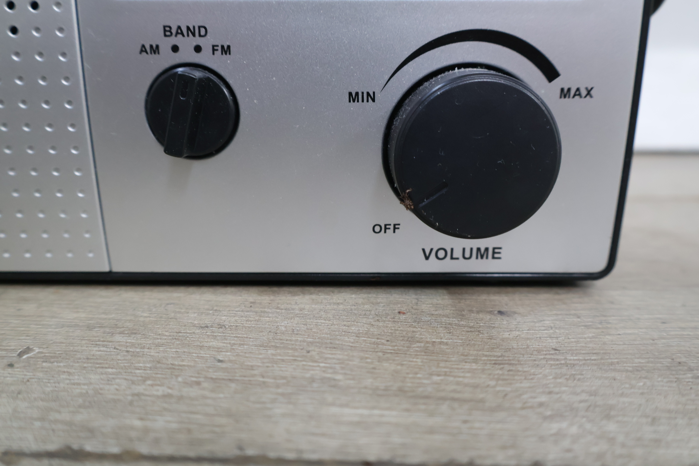 Caliber radio – foto 8 – kavel bij GSD Auctions, Zoeterwoude