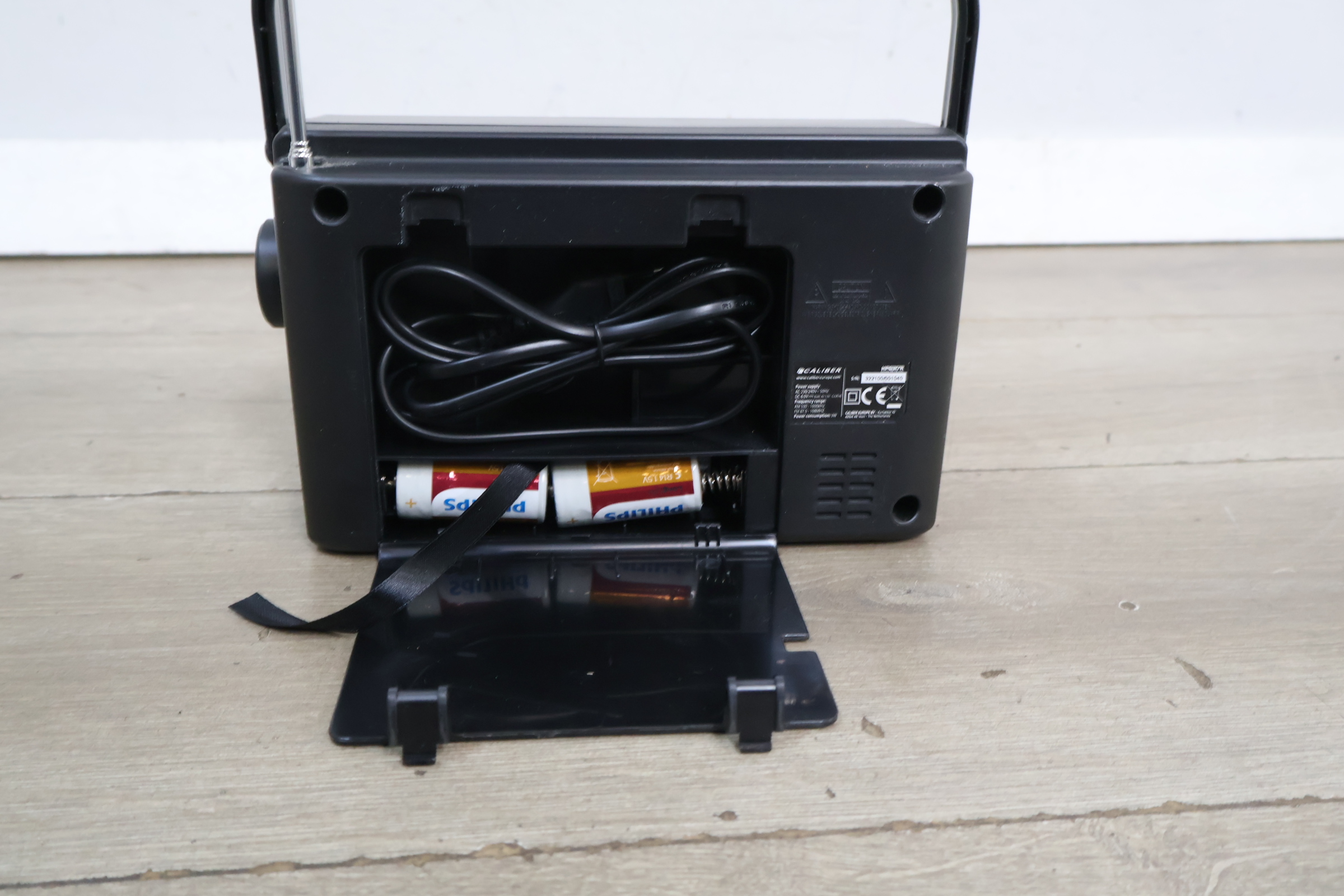 Caliber radio – foto 14 – kavel bij GSD Auctions, Zoeterwoude