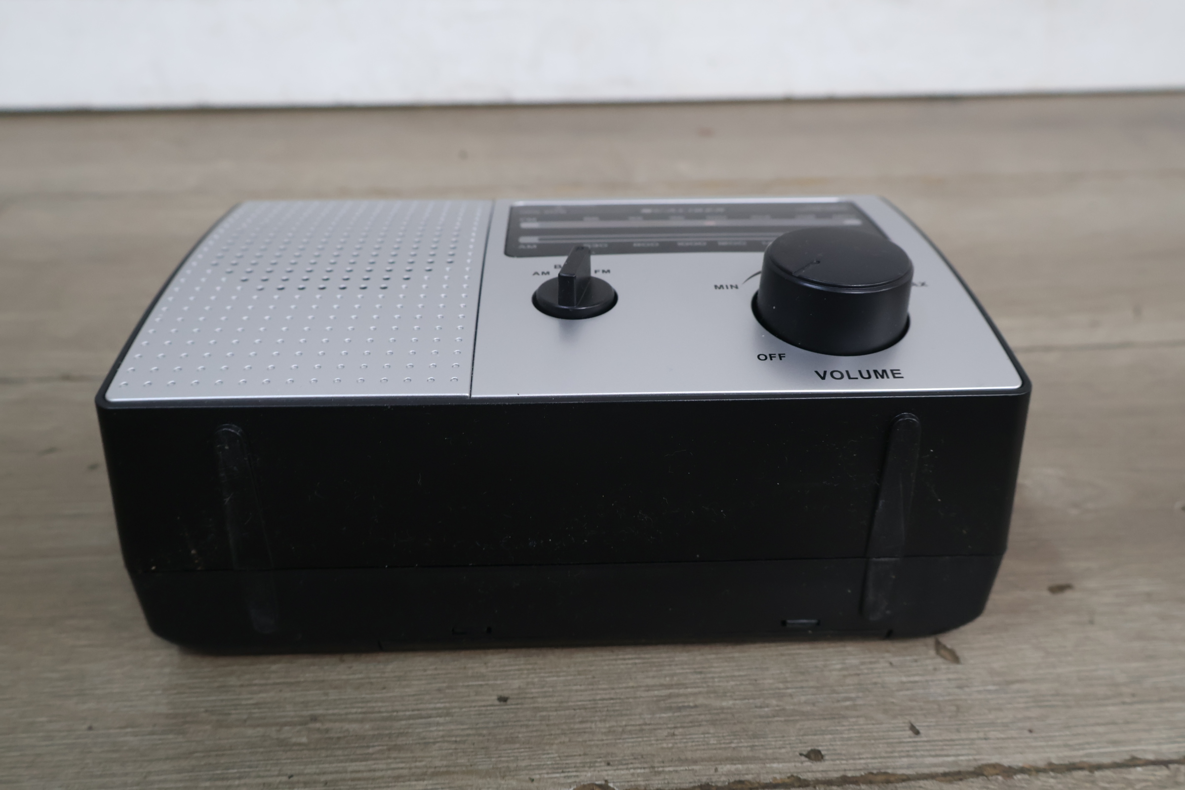 Caliber radio – foto 16 – kavel bij GSD Auctions, Zoeterwoude