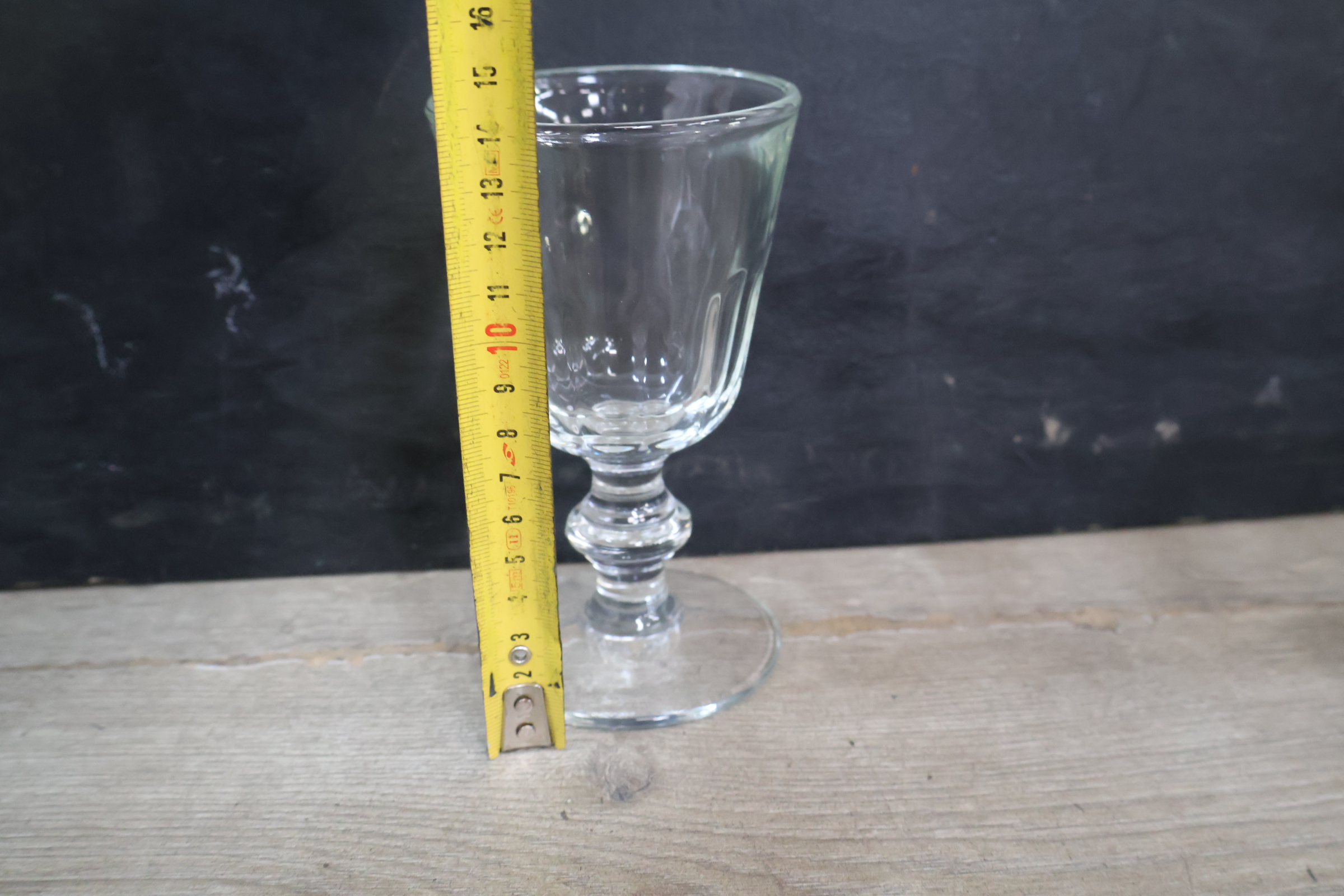 Set van 6 glazen wijnglazen in doos – foto 12 – kavel bij GSD Auctions, Zoeterwoude