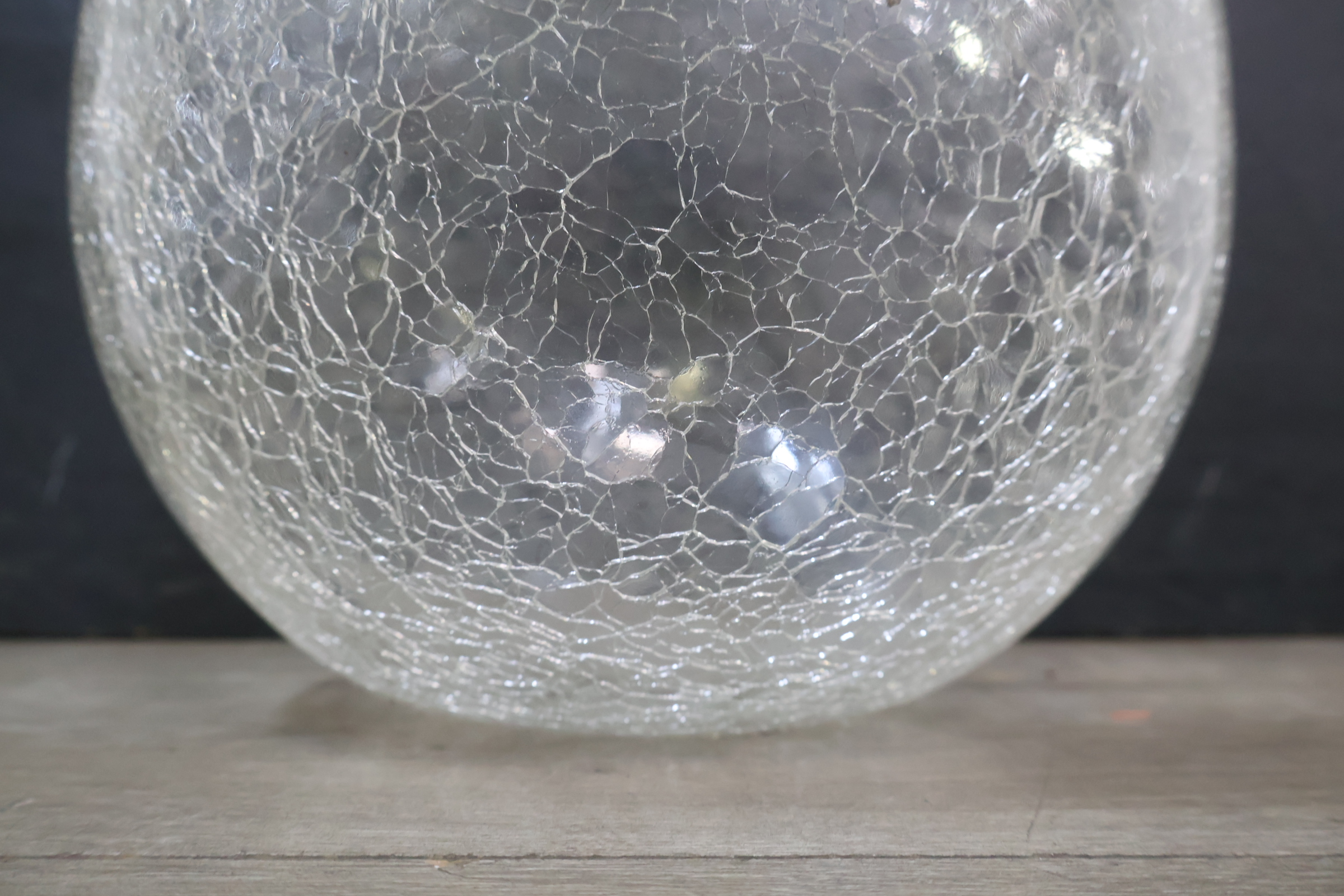 Transparante glazen vaas met craquelé effect – foto 8 – kavel bij GSD Auctions, Zoeterwoude